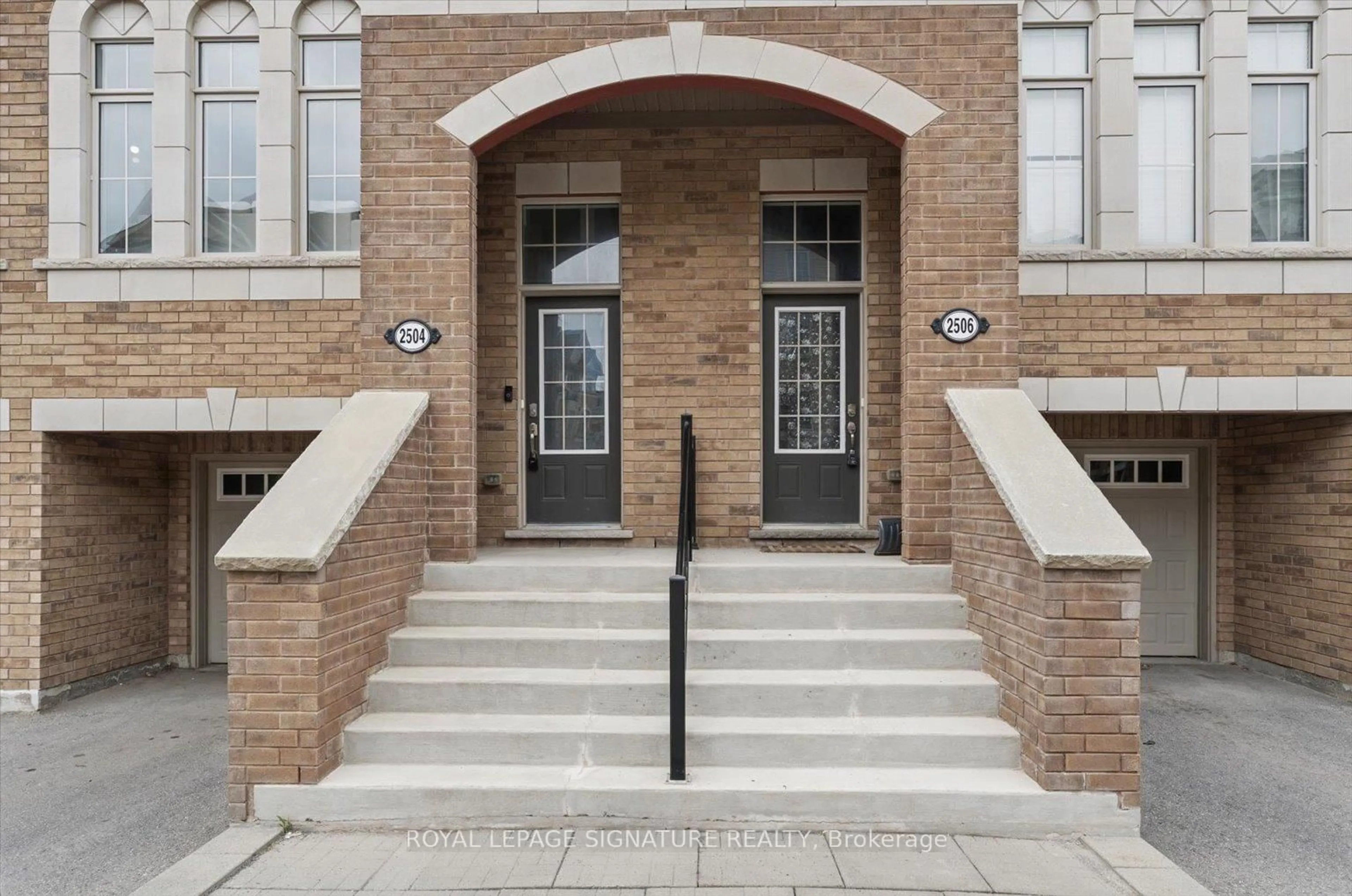 Unknown for 2504 Bromus Path #30, Oshawa Ontario L1L 0K7
