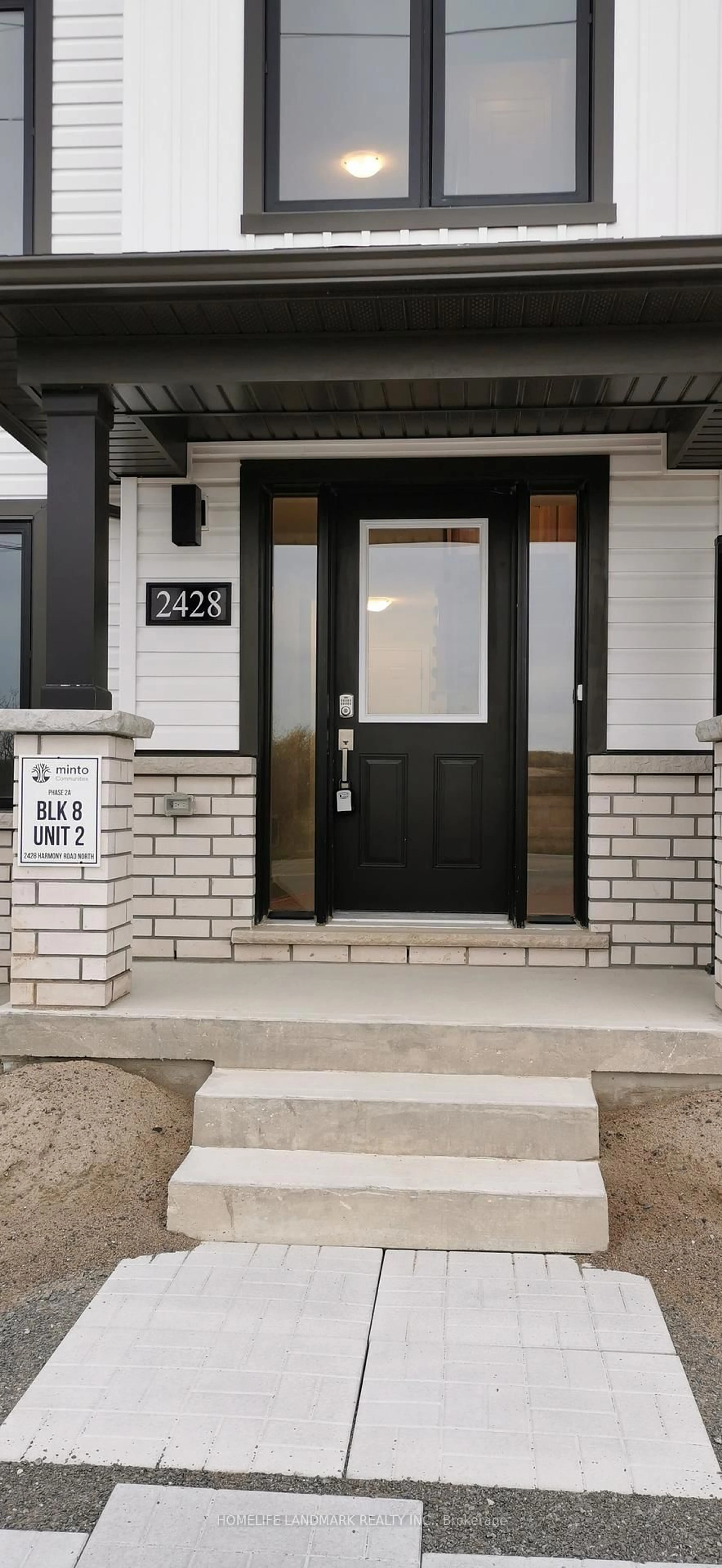 Indoor entryway for 2428 Harmony Rd, Oshawa Ontario L1H 8L7