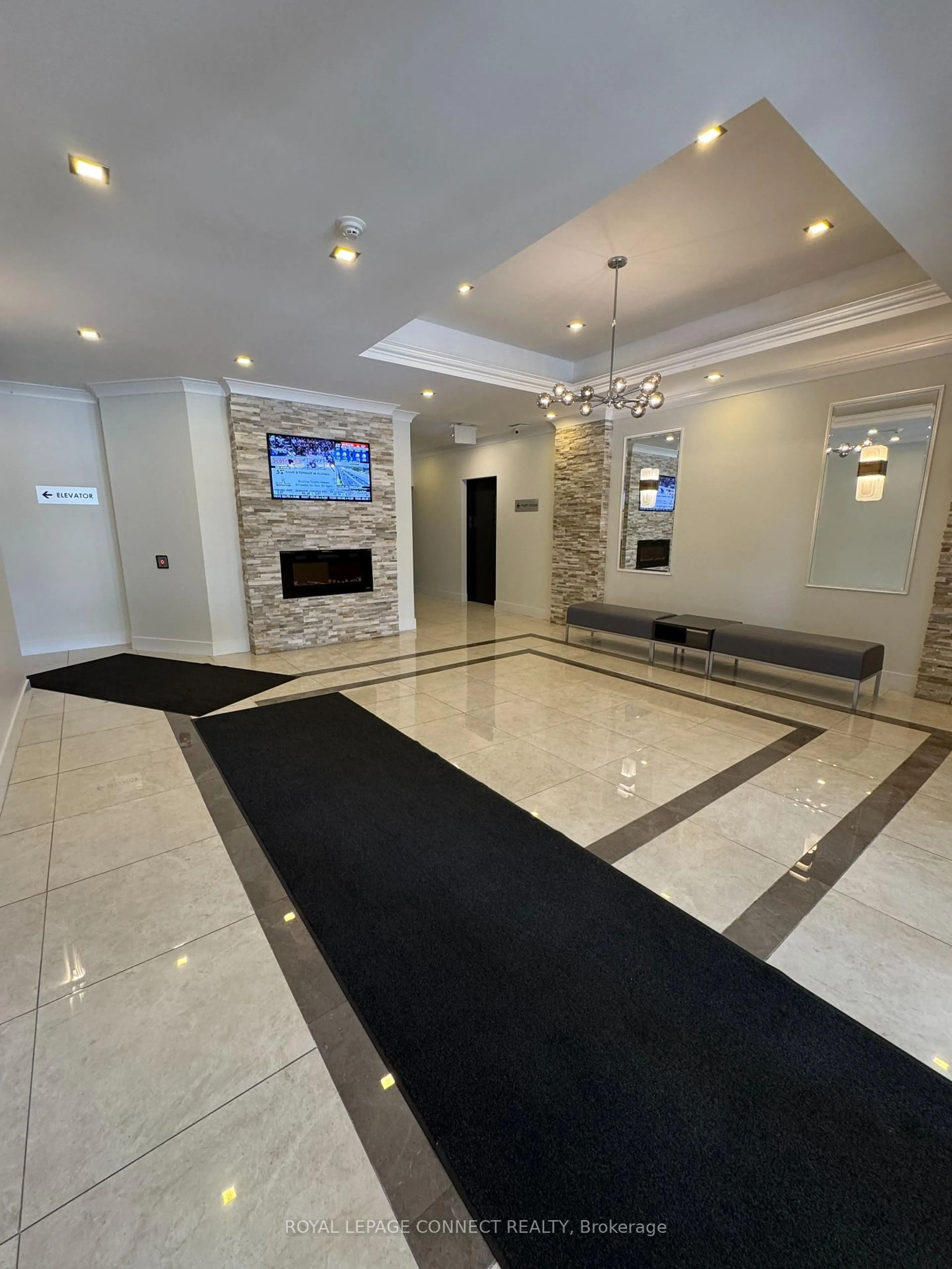 Lobby for 8 Silverbell Grve #802, Toronto Ontario M1B 4Z3