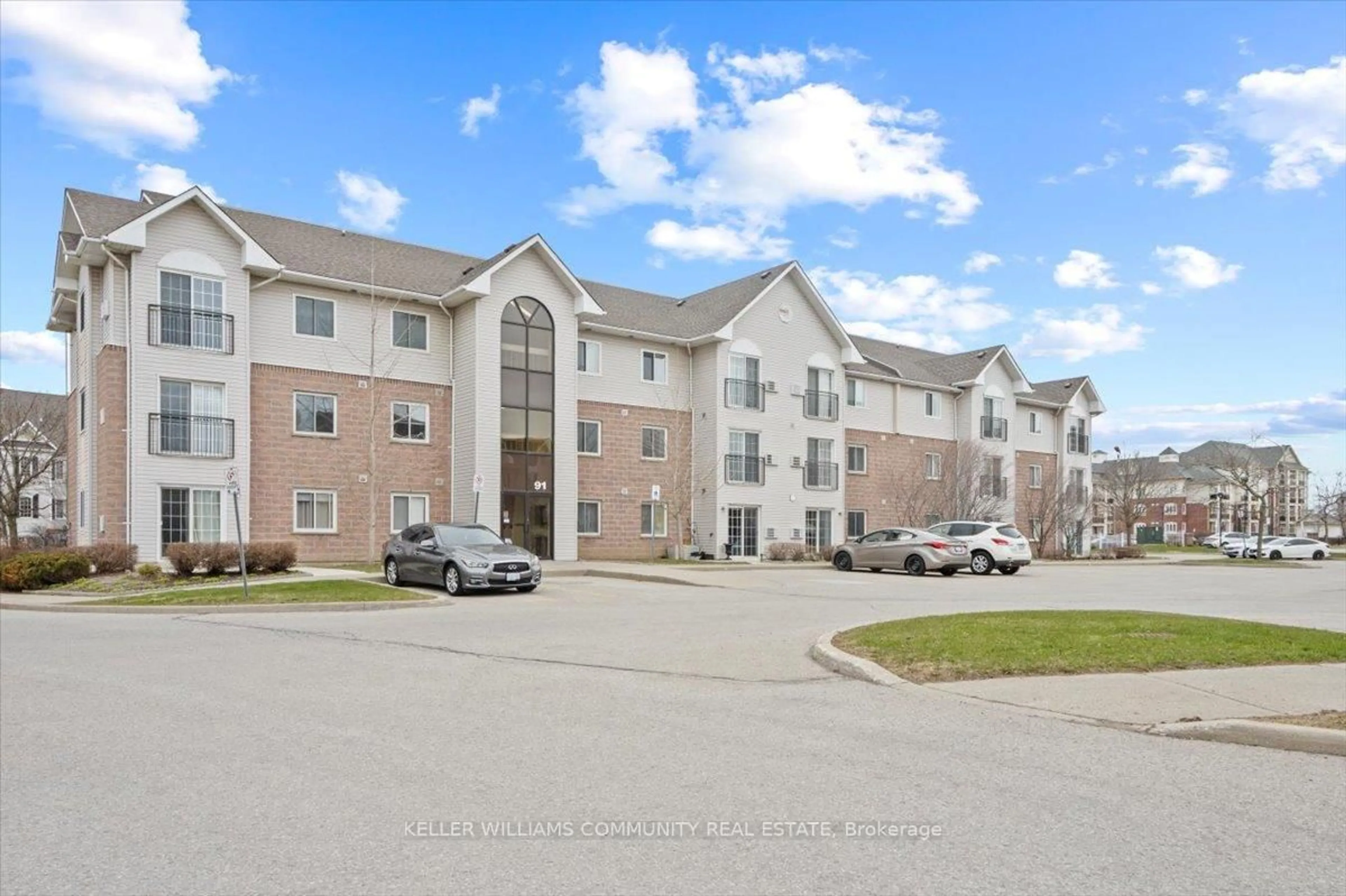 Unknown for 91 Aspen Springs Dr #301, Clarington Ontario L1C 5J9