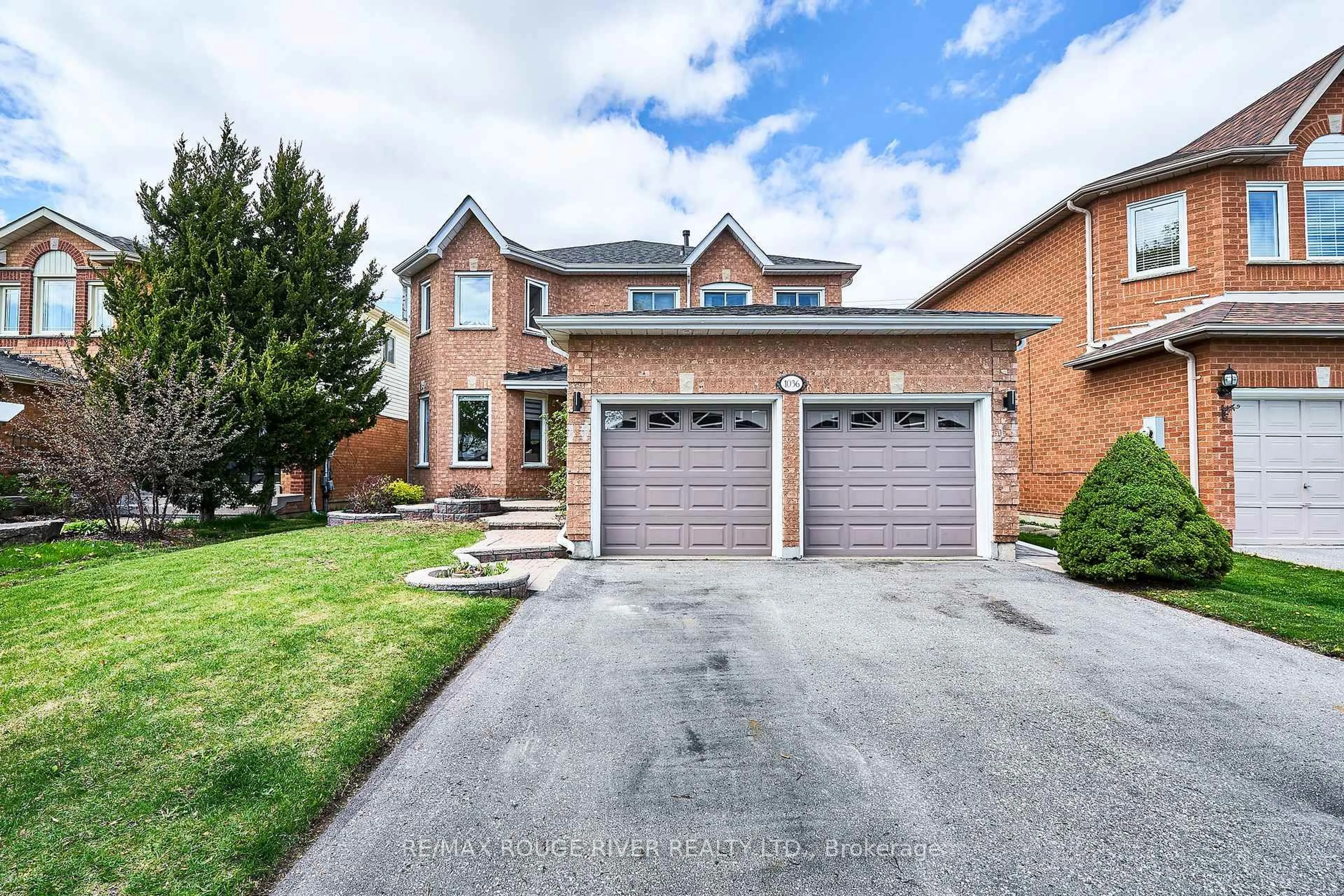 Home with brick exterior material, street for 1036 Sandcliff Dr, Oshawa Ontario L1K 2E5