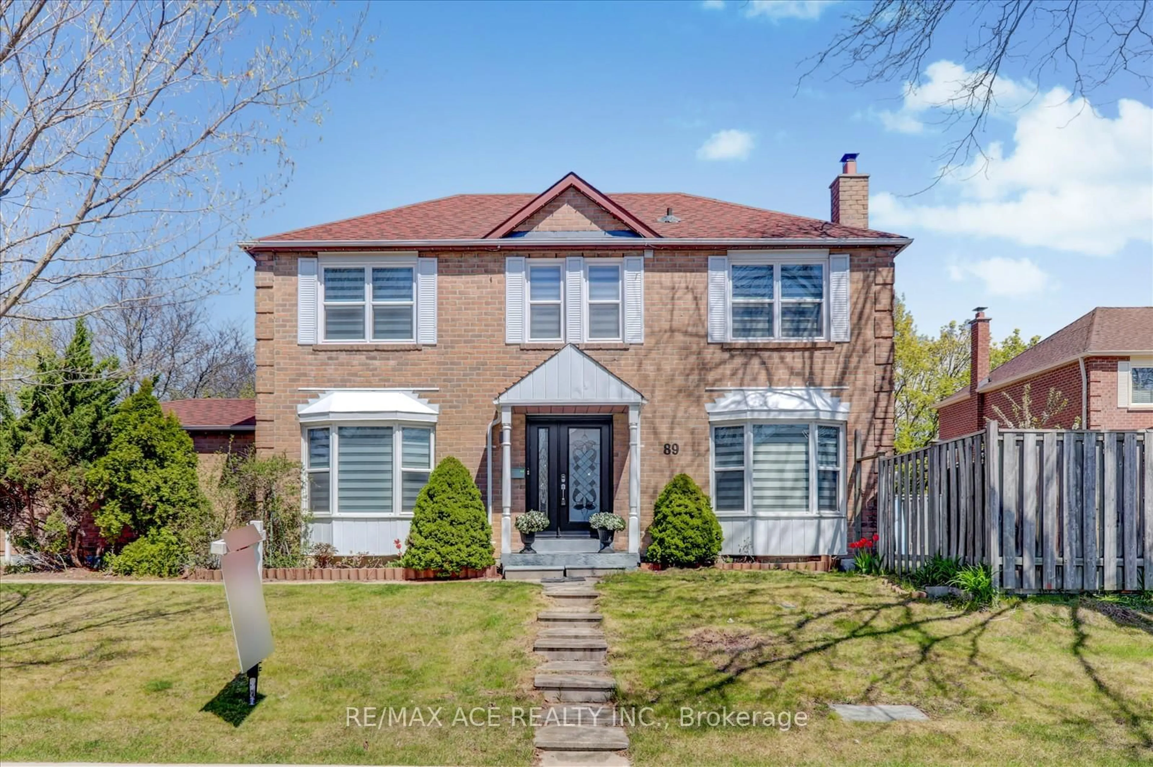 Home with brick exterior material, street for 89 Fishery Rd, Toronto Ontario M1C 4H5
