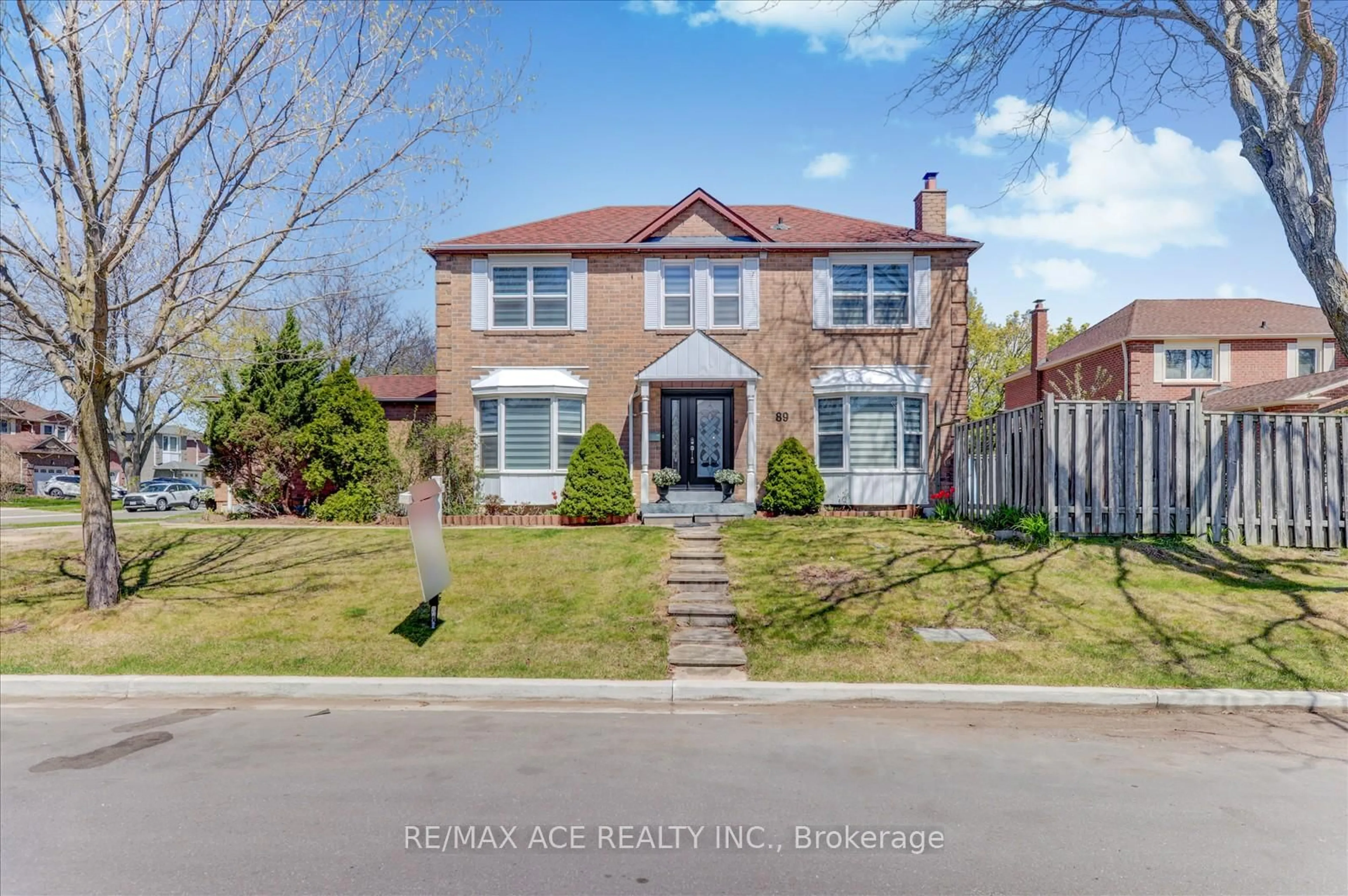 Home with brick exterior material, street for 89 Fishery Rd, Toronto Ontario M1C 4H5