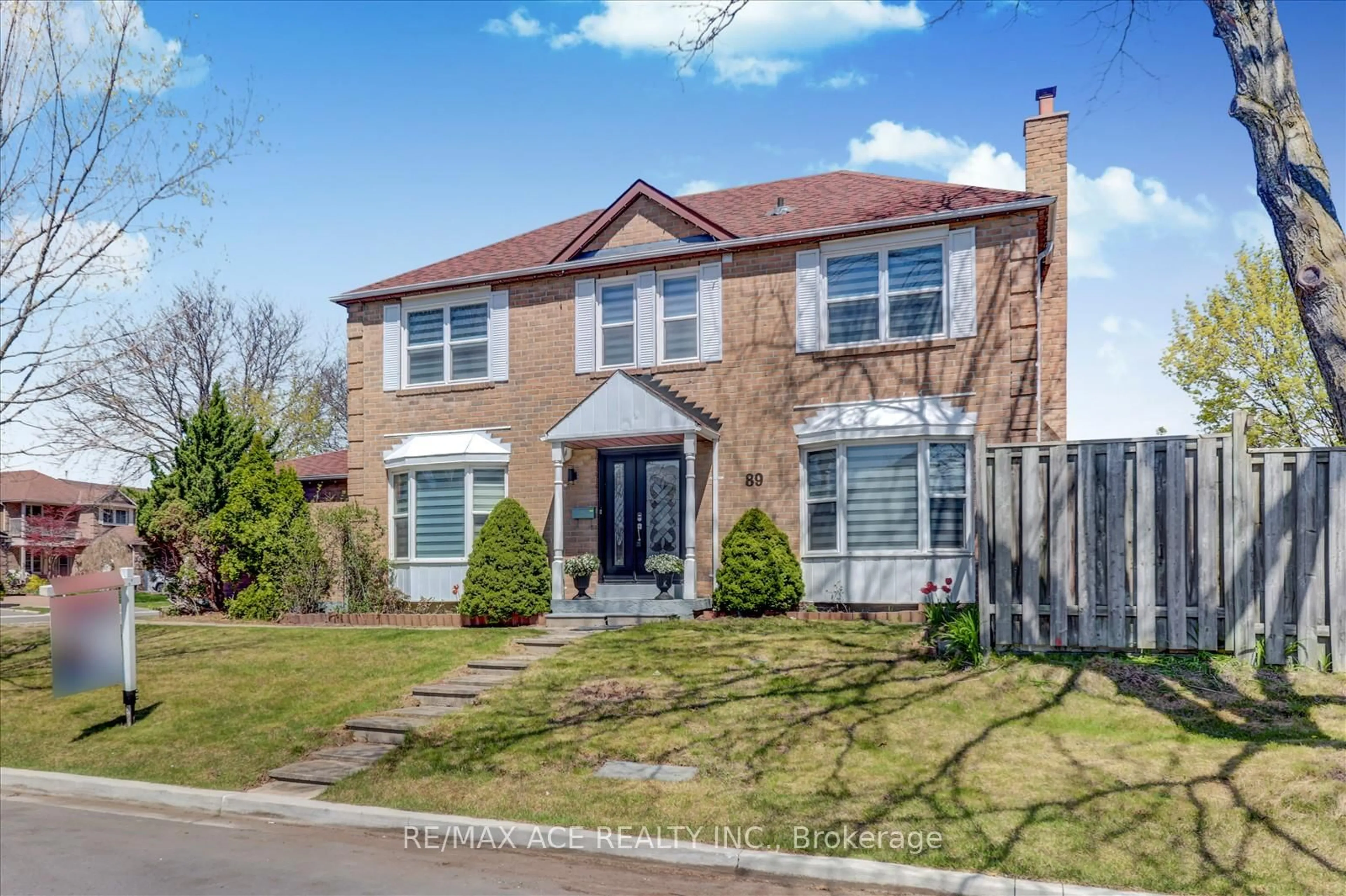 Home with brick exterior material, street for 89 Fishery Rd, Toronto Ontario M1C 4H5