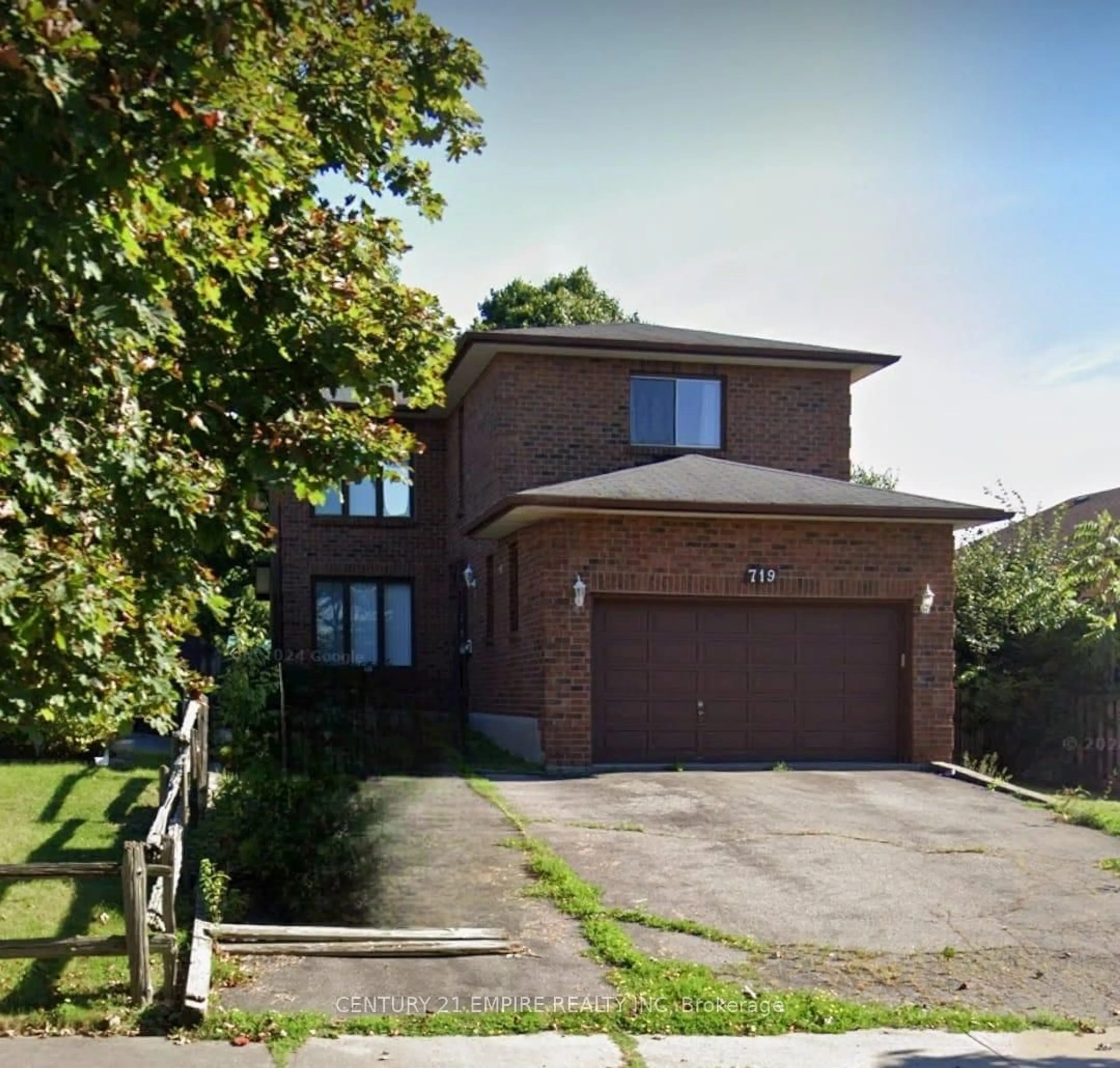 Home with brick exterior material, street for 719 Keates Ave, Oshawa Ontario L1H 7Y3