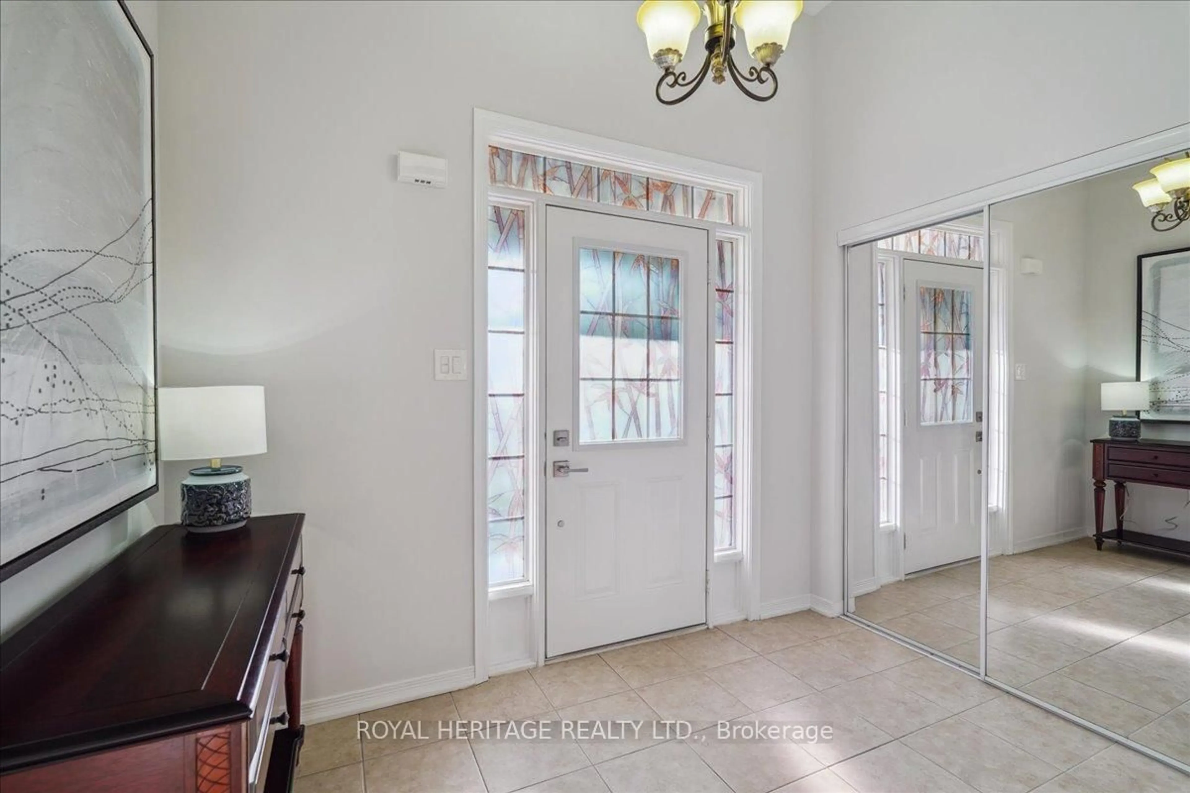 Indoor entryway for 9 Gleneita St, Toronto Ontario M1M 0B6