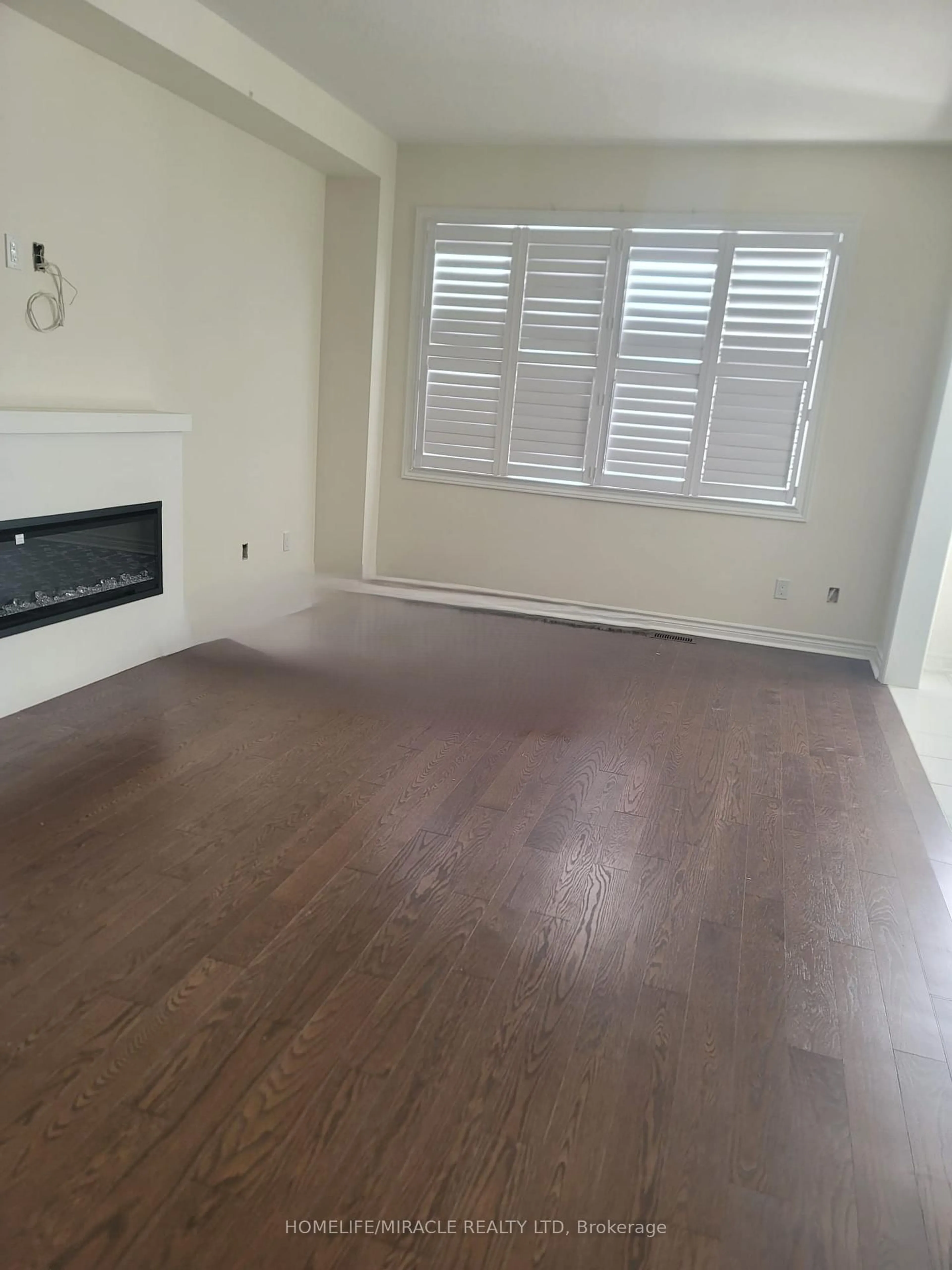 A pic of a room for 1892 Fosterbrook St, Oshawa Ontario L1K 3G5