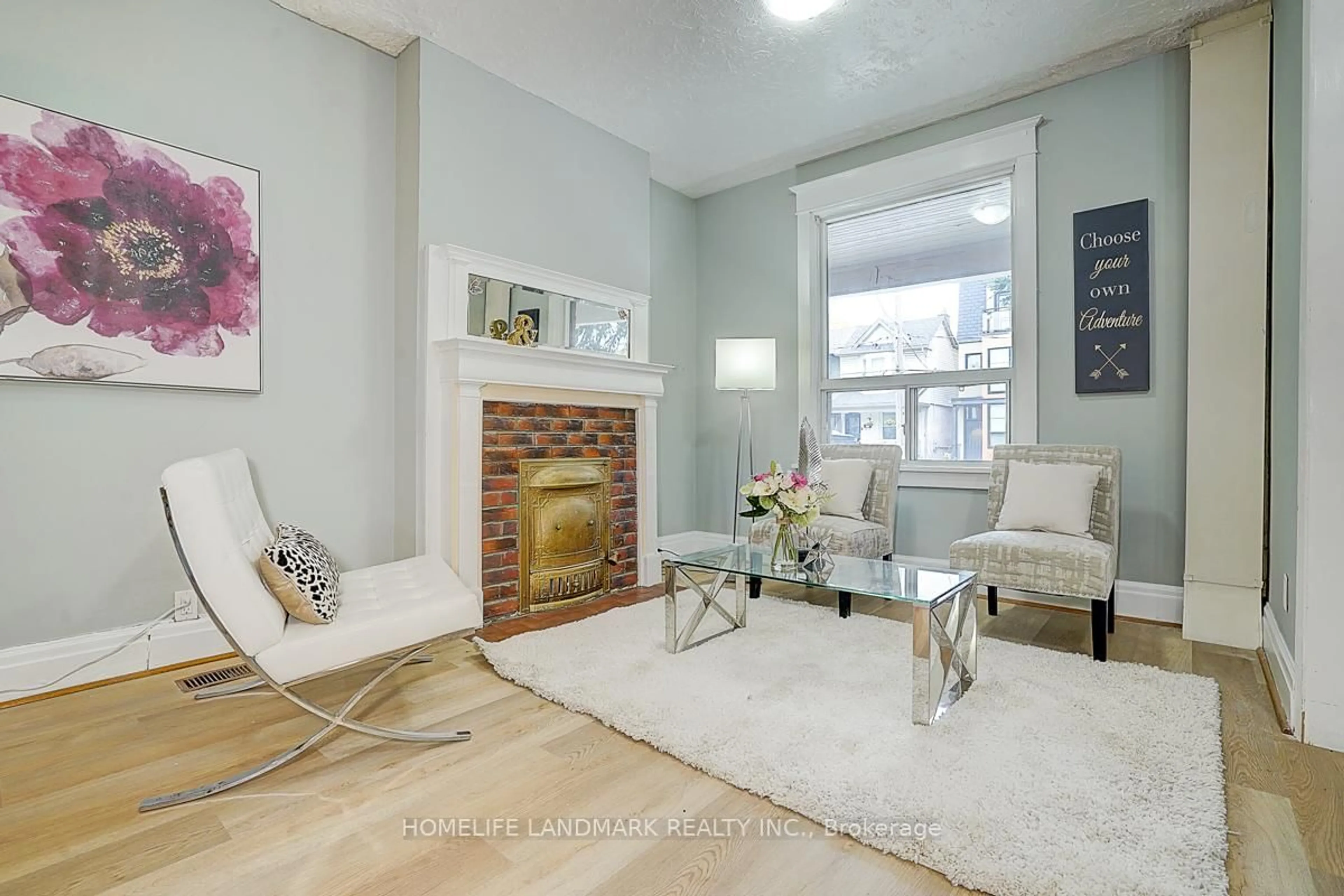 Living room with furniture, unknown for 108 Cambridge Ave, Toronto Ontario M4K 2L6