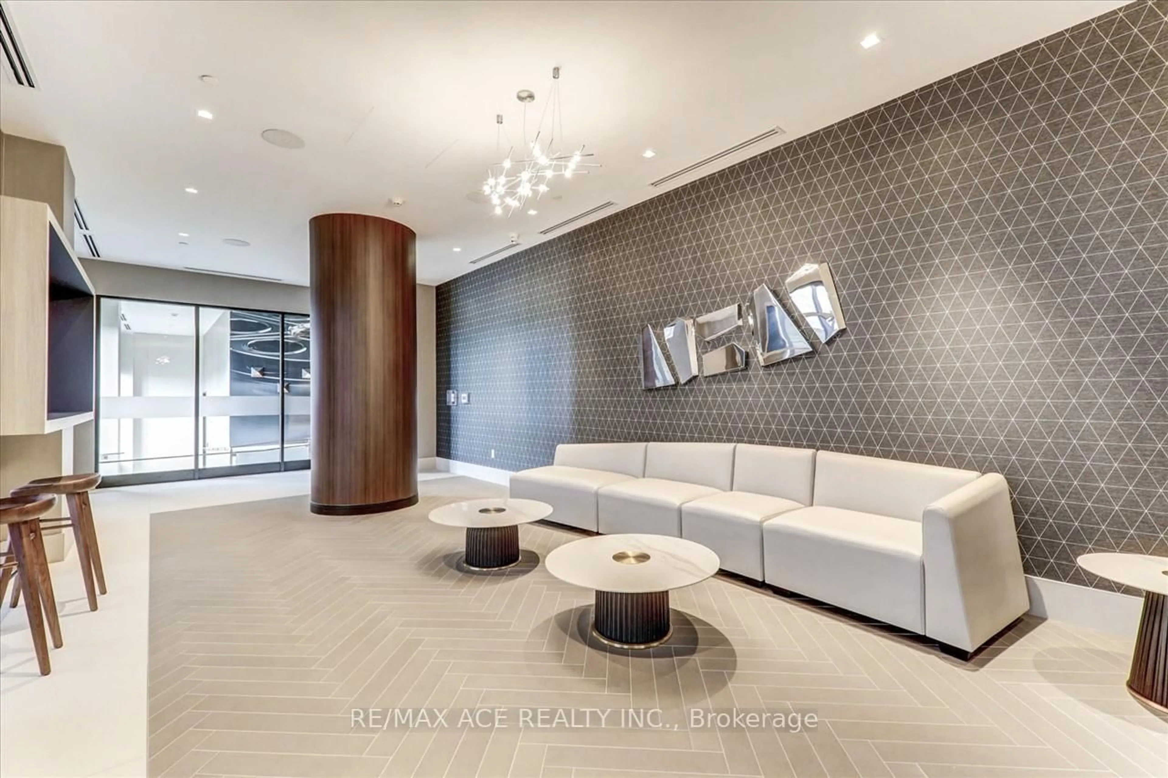 Lobby for 2550 Simcoe St #2208, Oshawa Ontario L1L 0R5