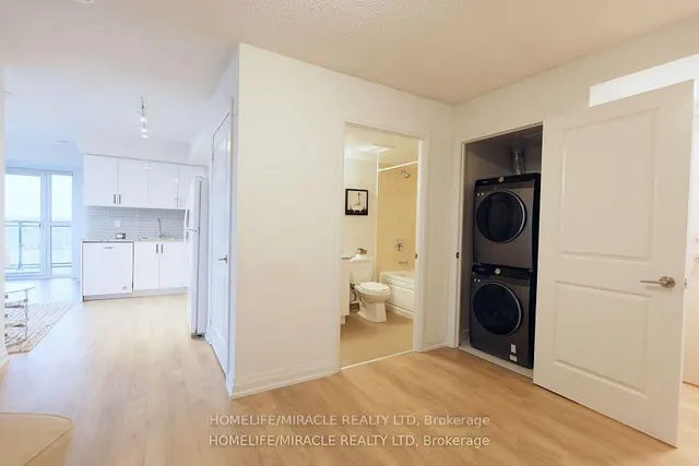 Additional property image - 20 Meadowglen Pl Unit 1406