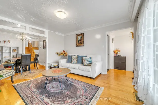 Additional property image - 204 FAIRGLEN Ave
