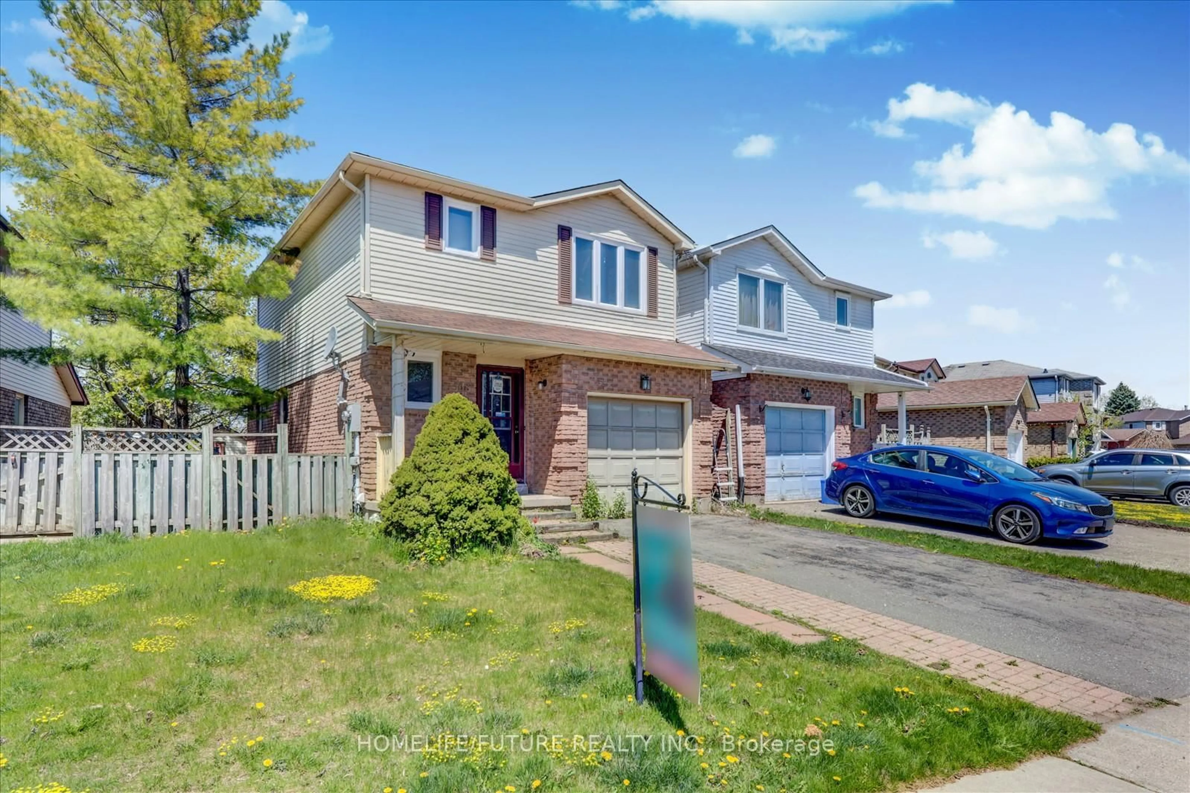 Home with brick exterior material, street for 1568 Norwill Cres, Oshawa Ontario L1G 7V4