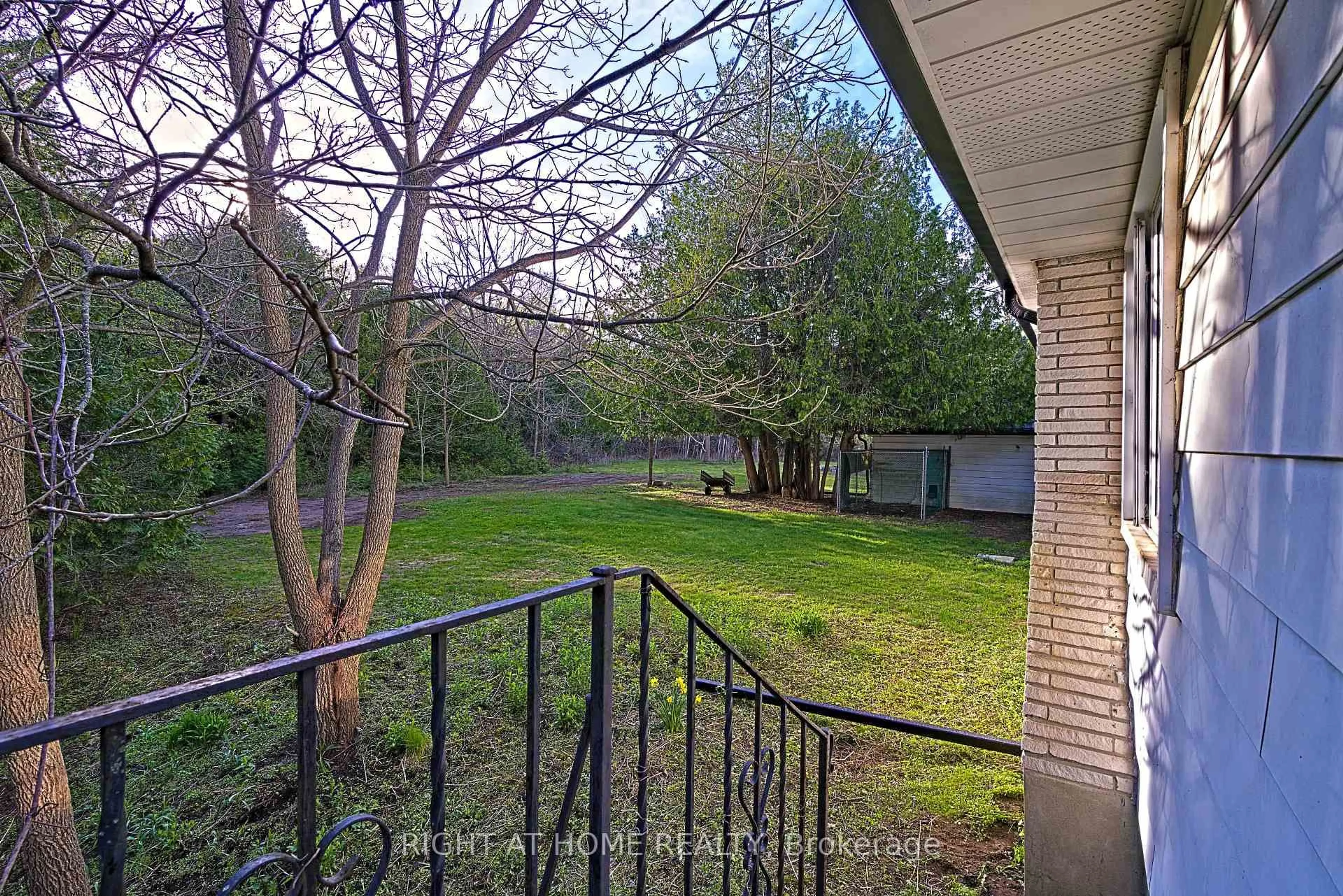 Patio, forest/trees view for 192 Old Varcoe Rd, Clarington Ontario L1E 2K4