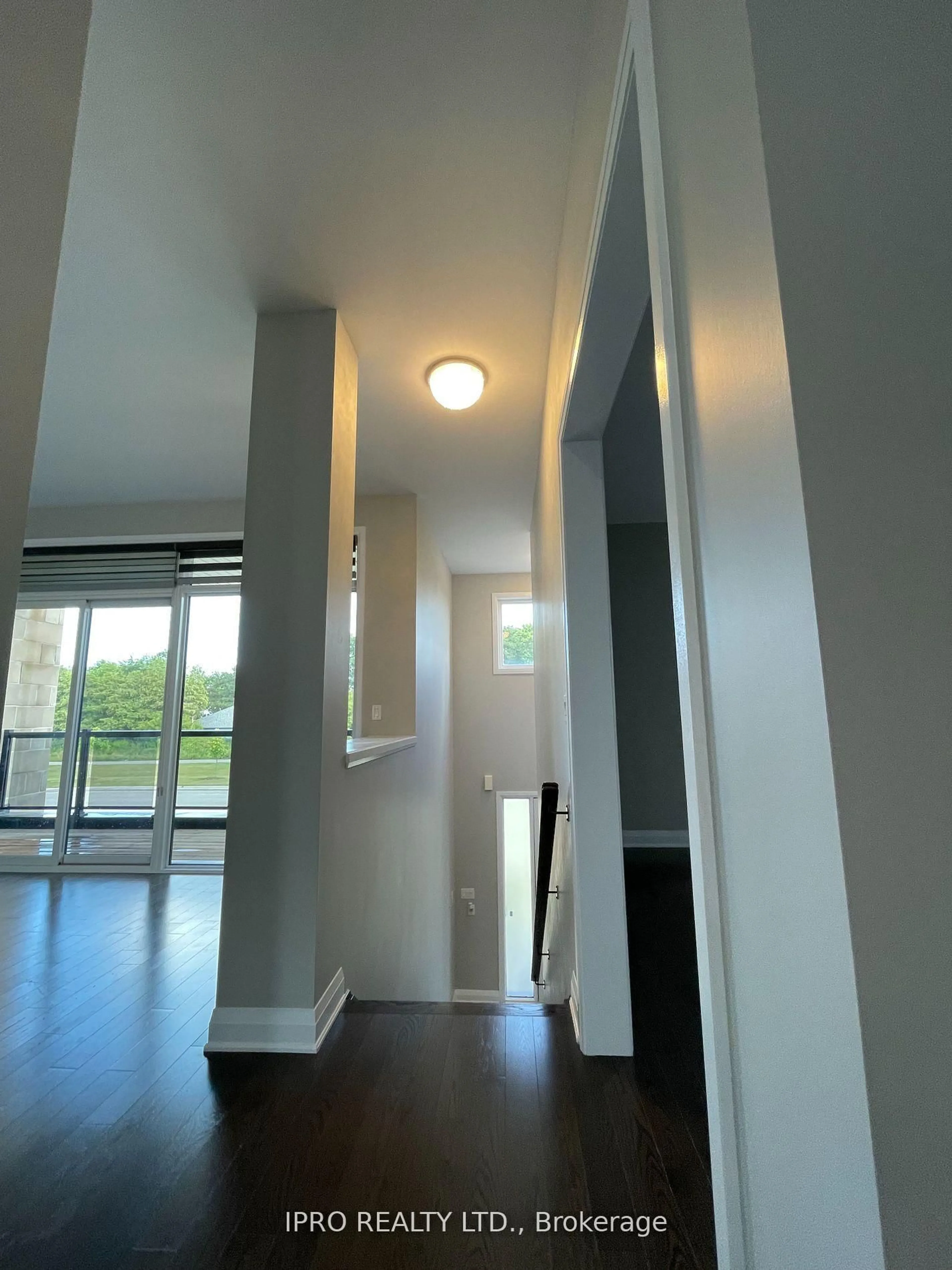 Unknown for 215 Port Darlington Rd, Clarington Ontario L1C 4A7