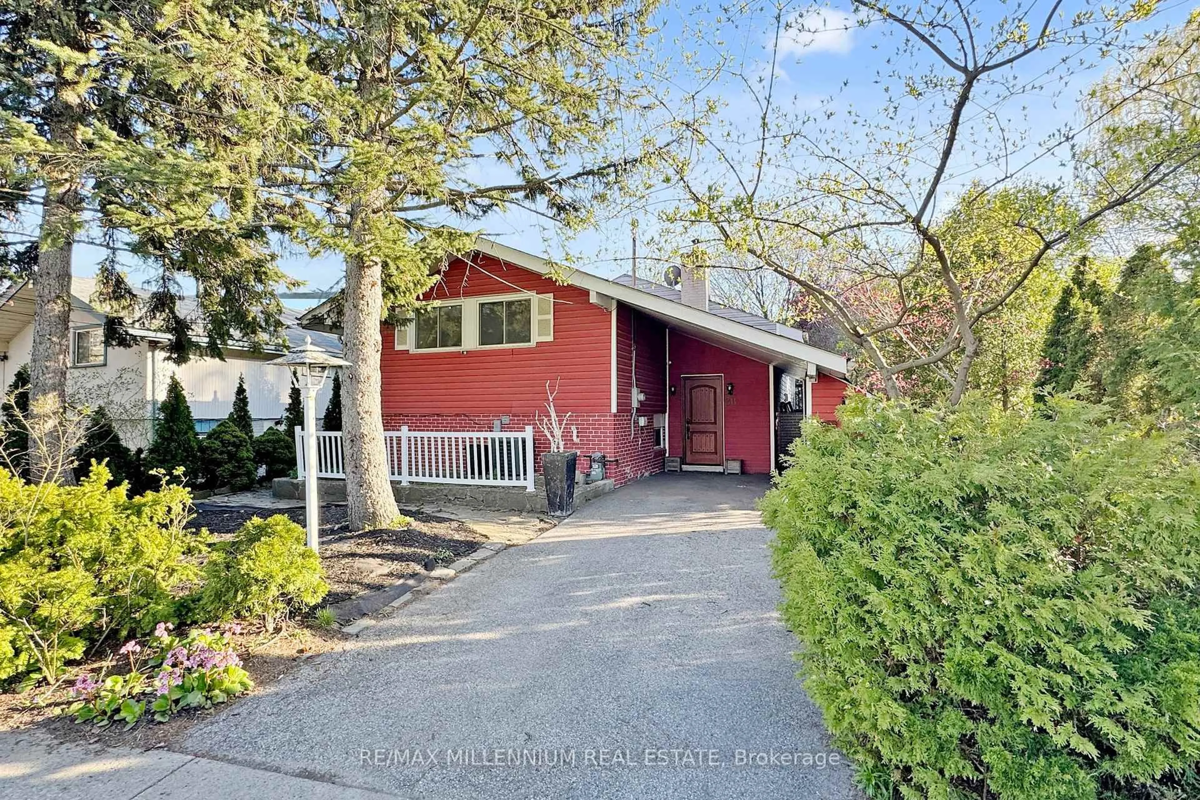 Unknown for 38 Northfield Rd, Toronto Ontario M1G 2H4