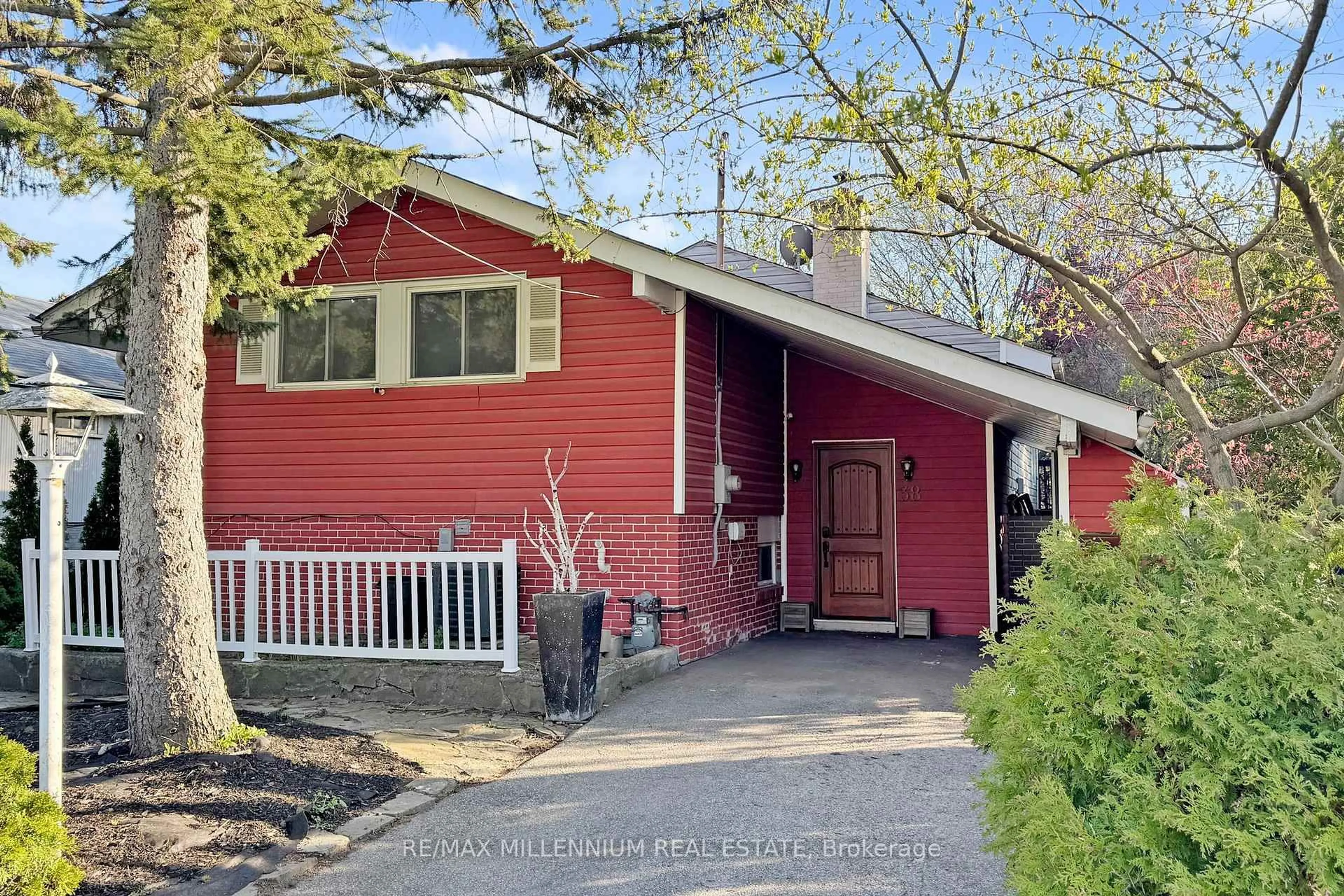 Home with vinyl exterior material, street for 38 Northfield Rd, Toronto Ontario M1G 2H4