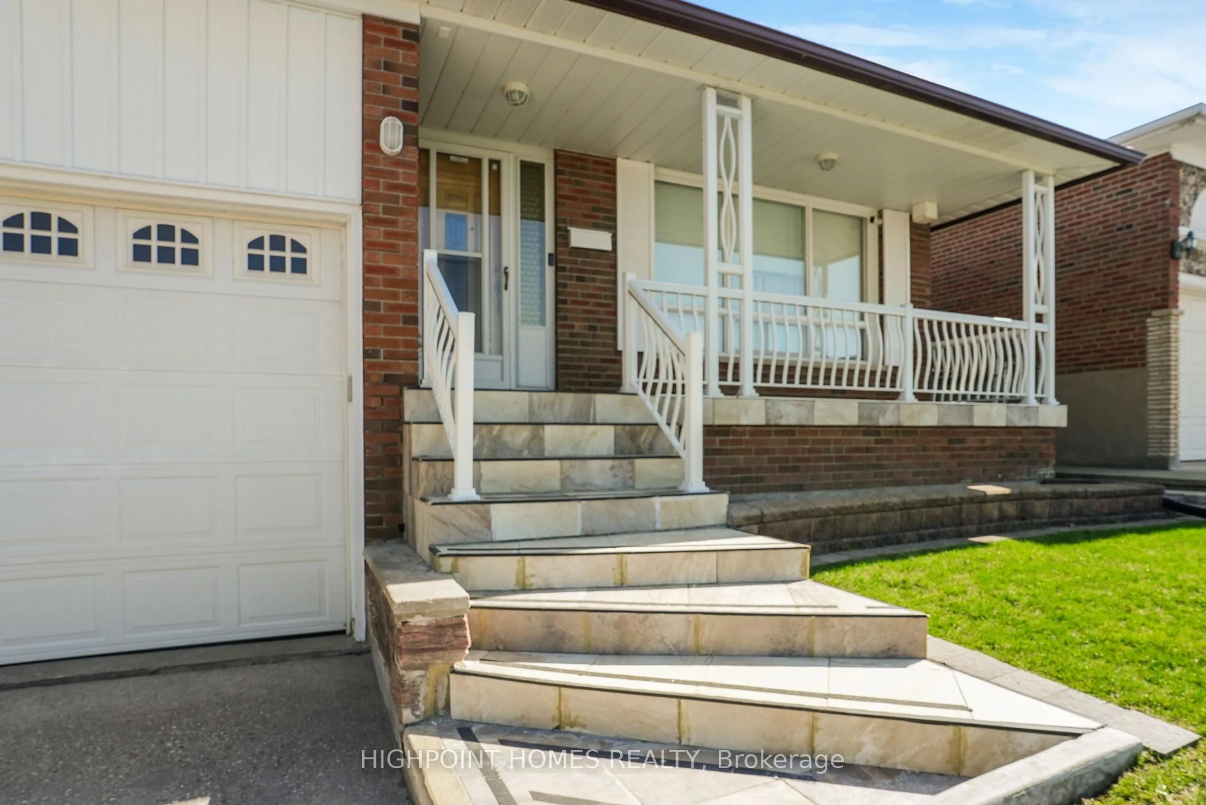 Home with brick exterior material, street for 31 Scarden Ave, Toronto Ontario M1T 1V8