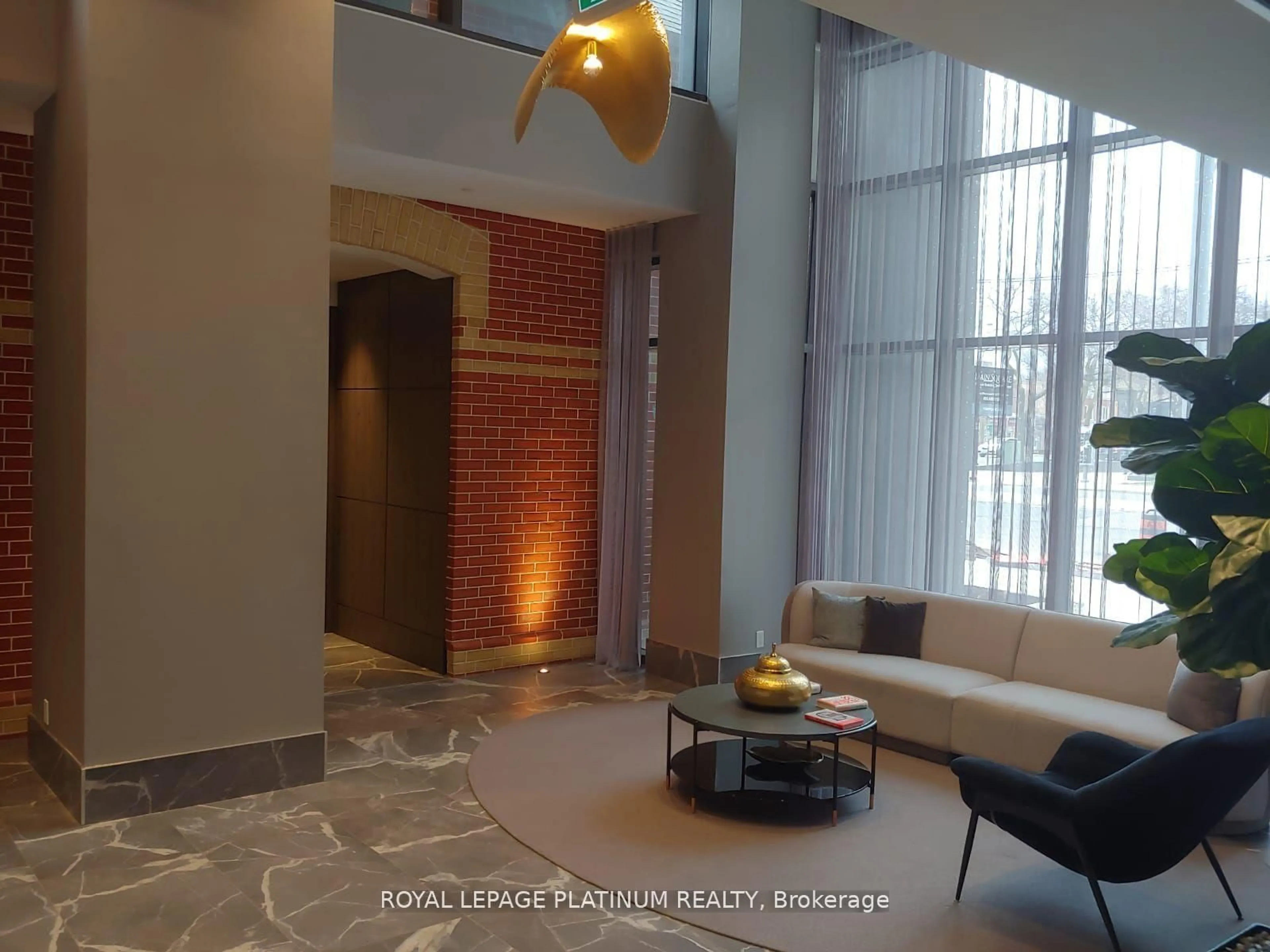 Lobby for 286 Main St #1706, Toronto Ontario M4C 0B3