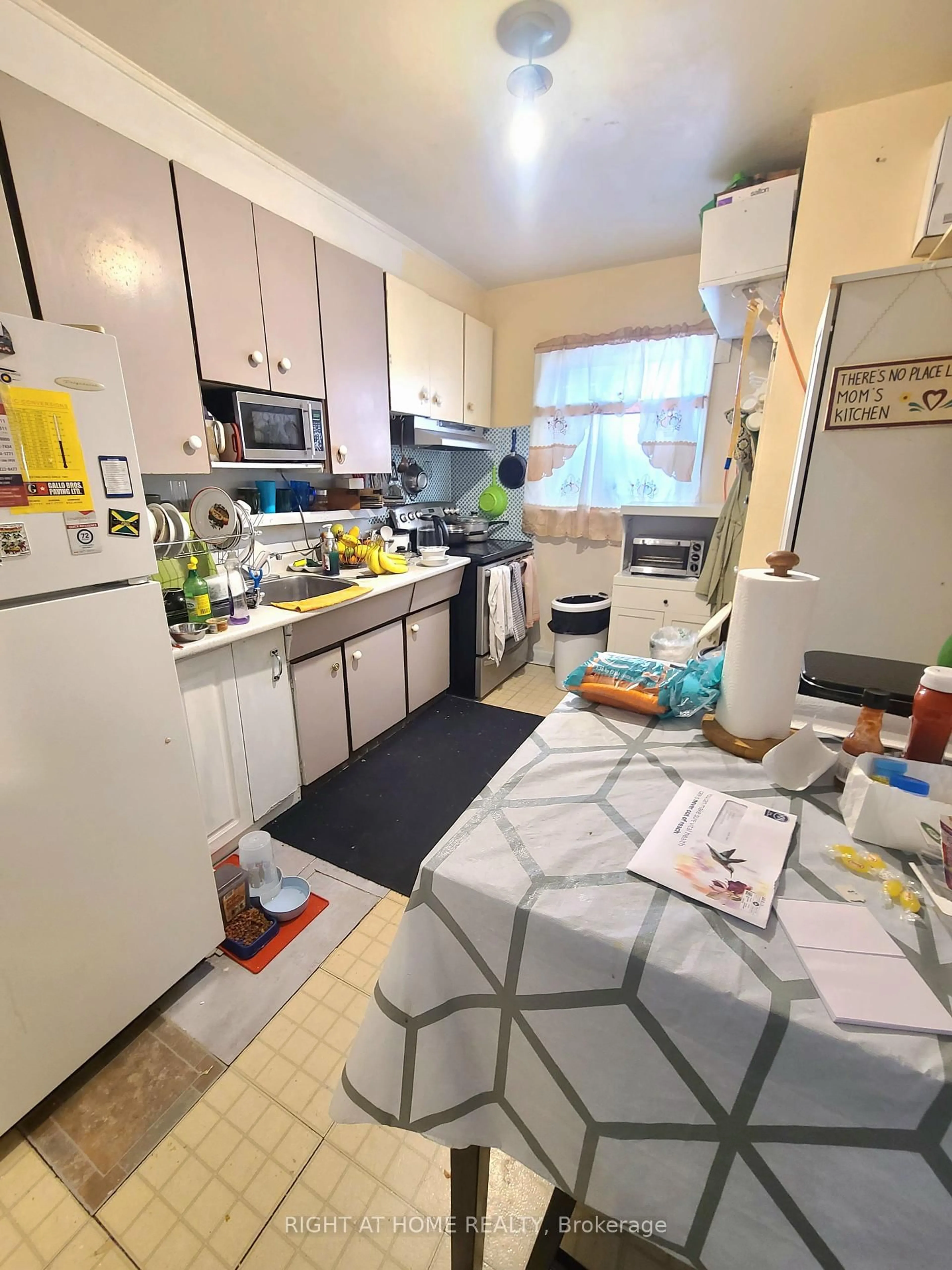 Standard kitchen, unknown for 1477 Danforth Rd, Toronto Ontario M1J 1H5