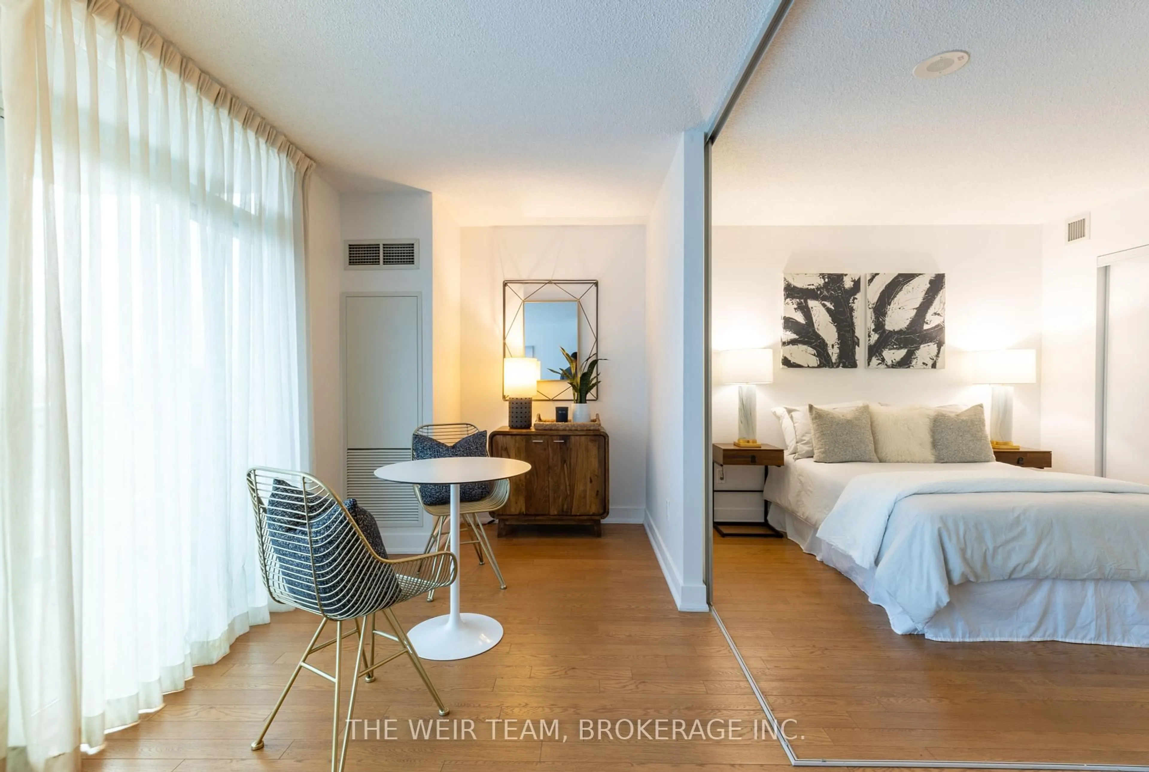 A pic of a room for 1048 Broadview Ave #505, Toronto Ontario M4K 2B8