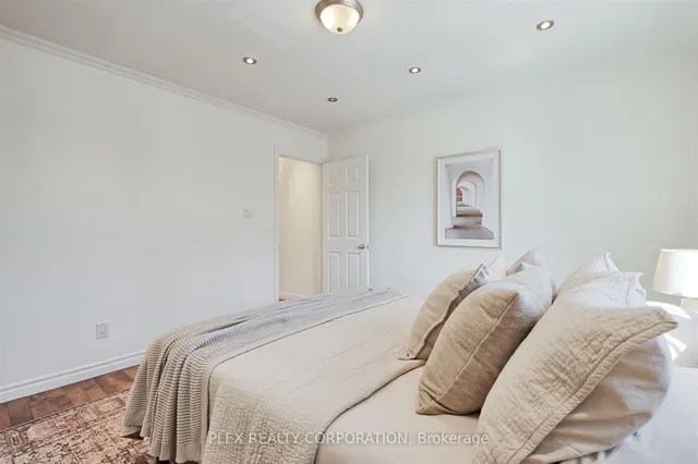 Additional property image - 192 Coxwell Ave