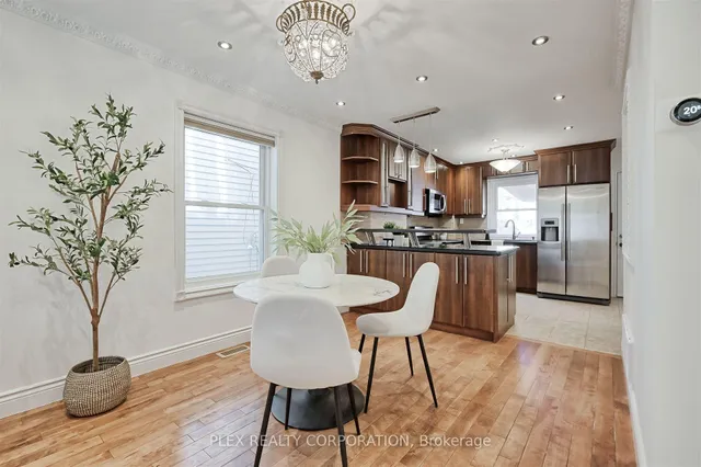Additional property image - 192 Coxwell Ave