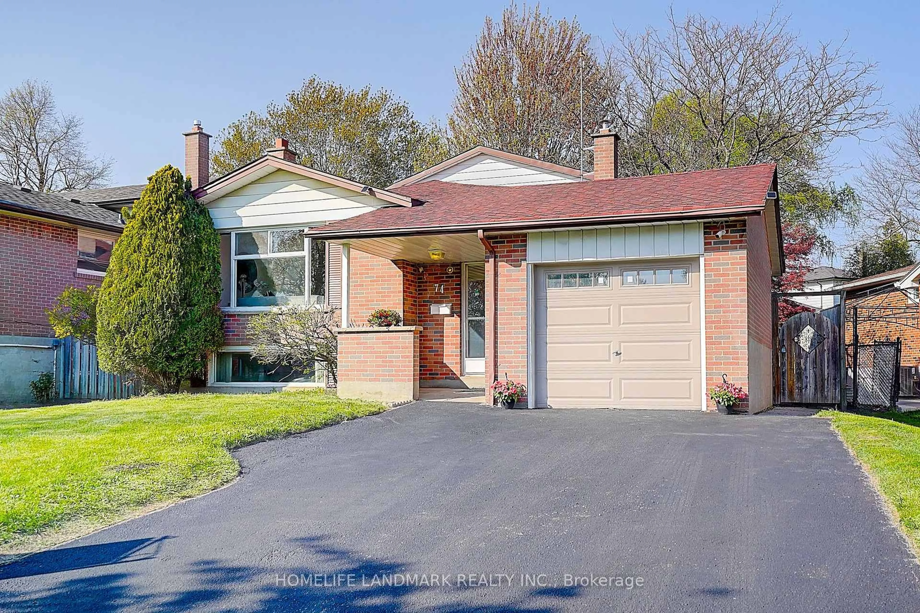 Home with brick exterior material, street for 74 Invergordon Ave, Toronto Ontario M1S 2Z2