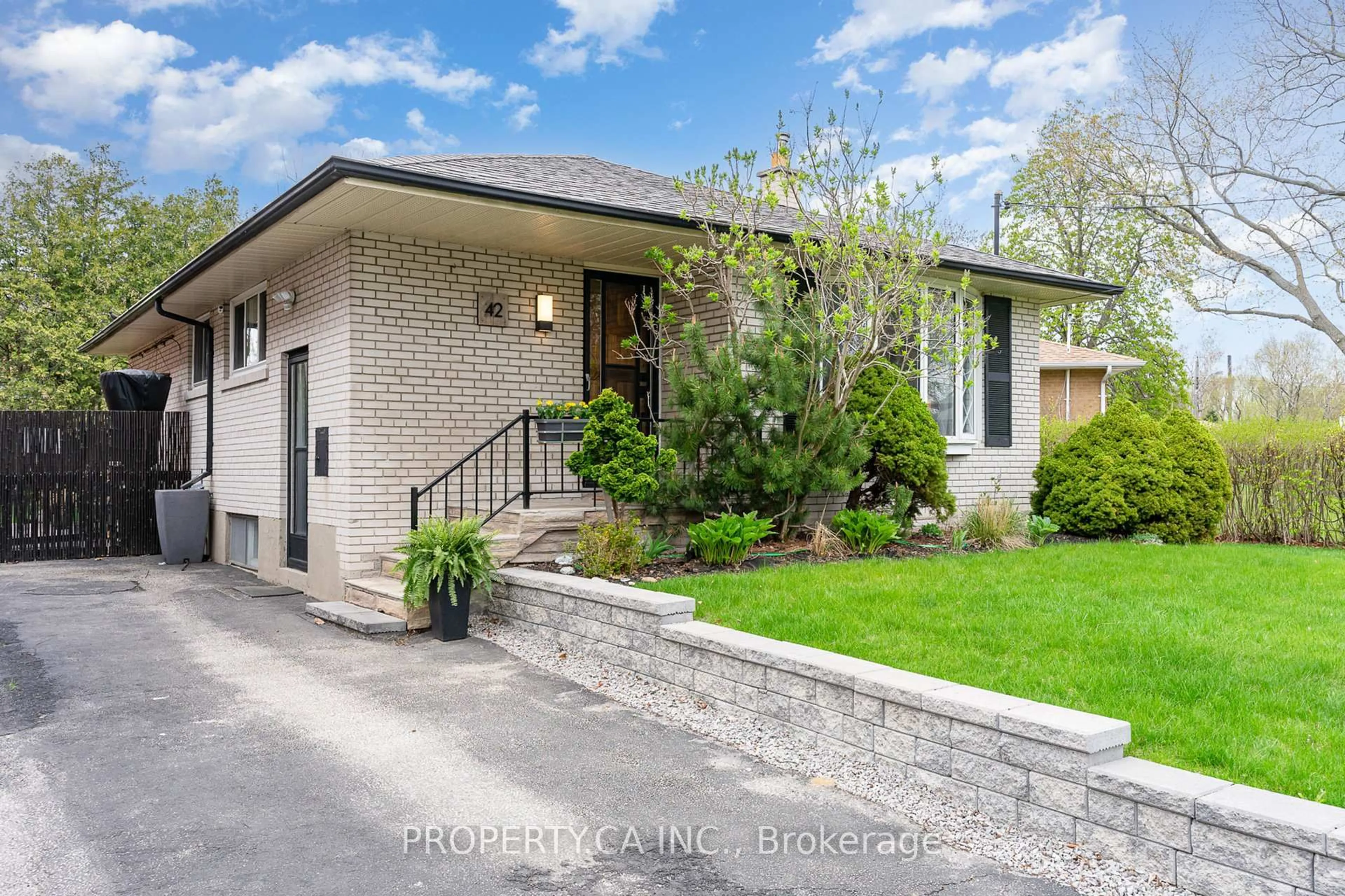Home with brick exterior material, street for 42 Fintona Ave, Toronto Ontario M1E 1V3