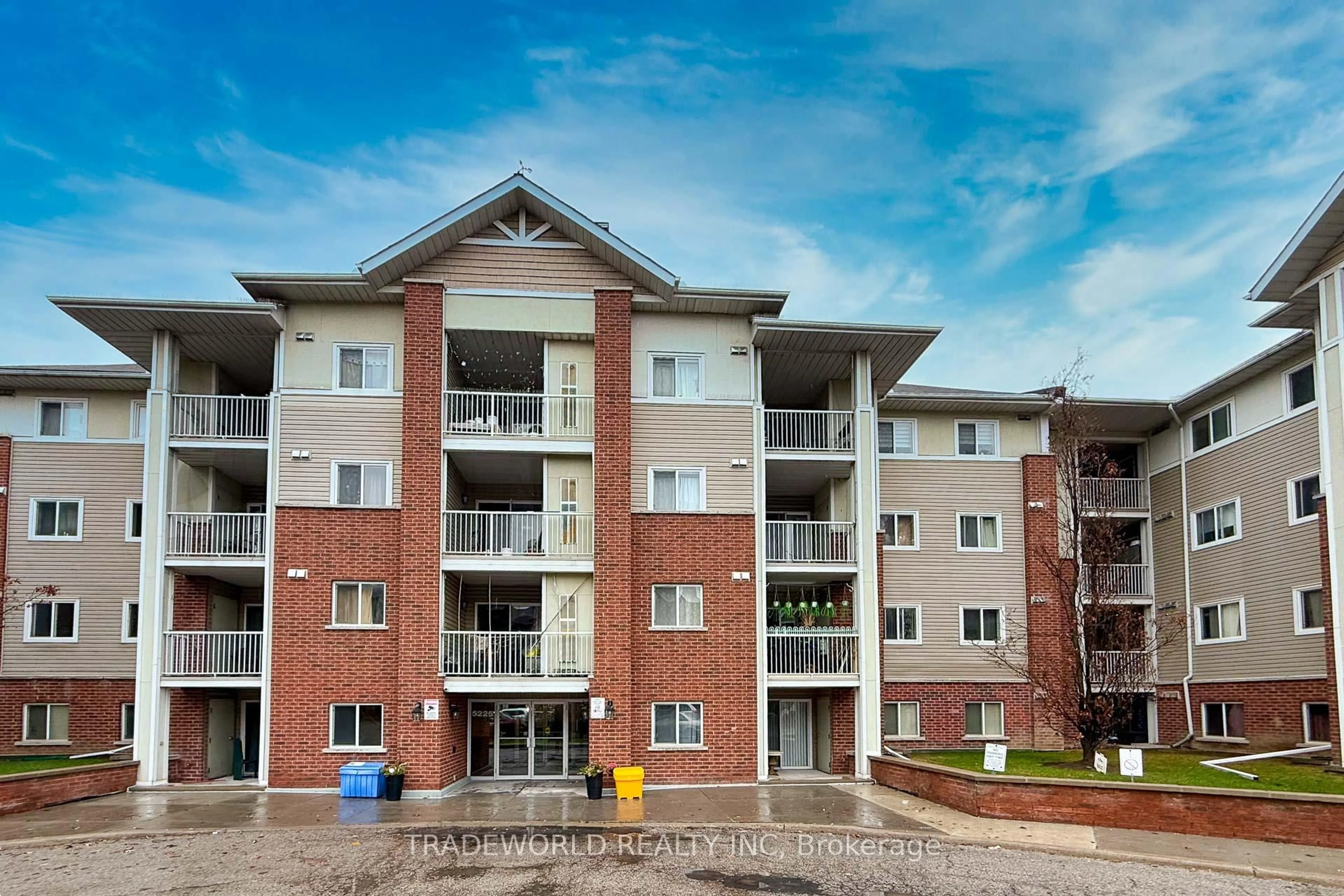 Unknown for 5225 Finch Ave #201, Toronto Ontario M1S 5W8