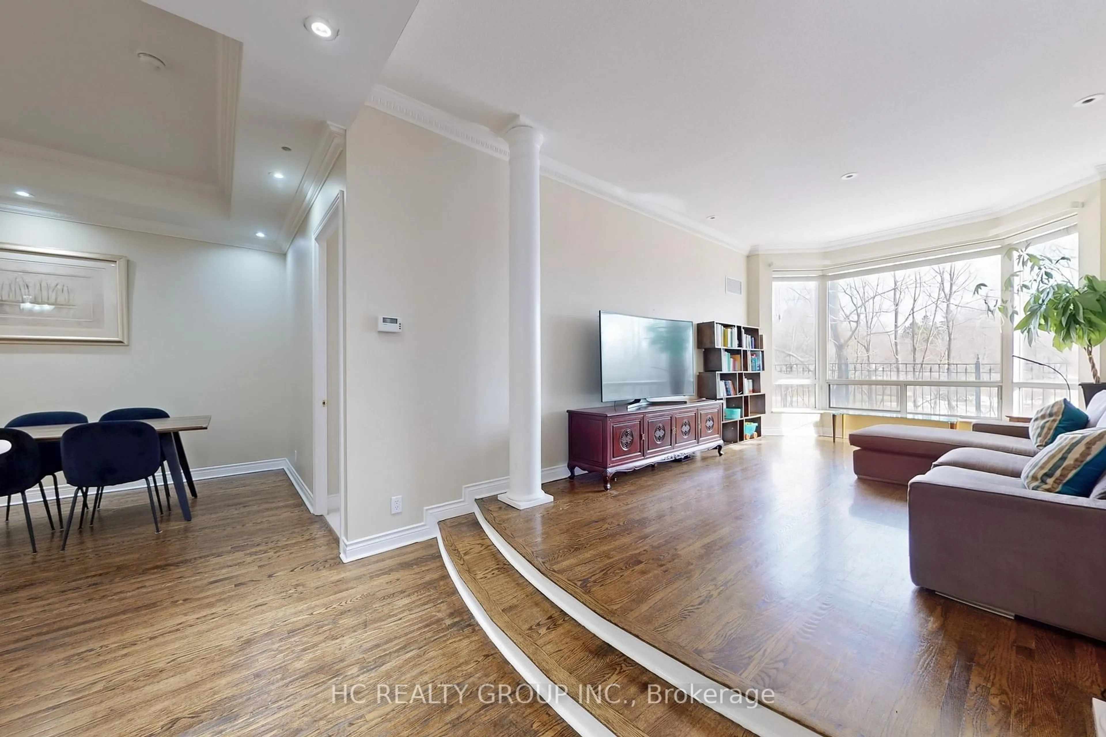 Unknown for 228 Bonis Ave #113, Toronto Ontario M1T 3W1
