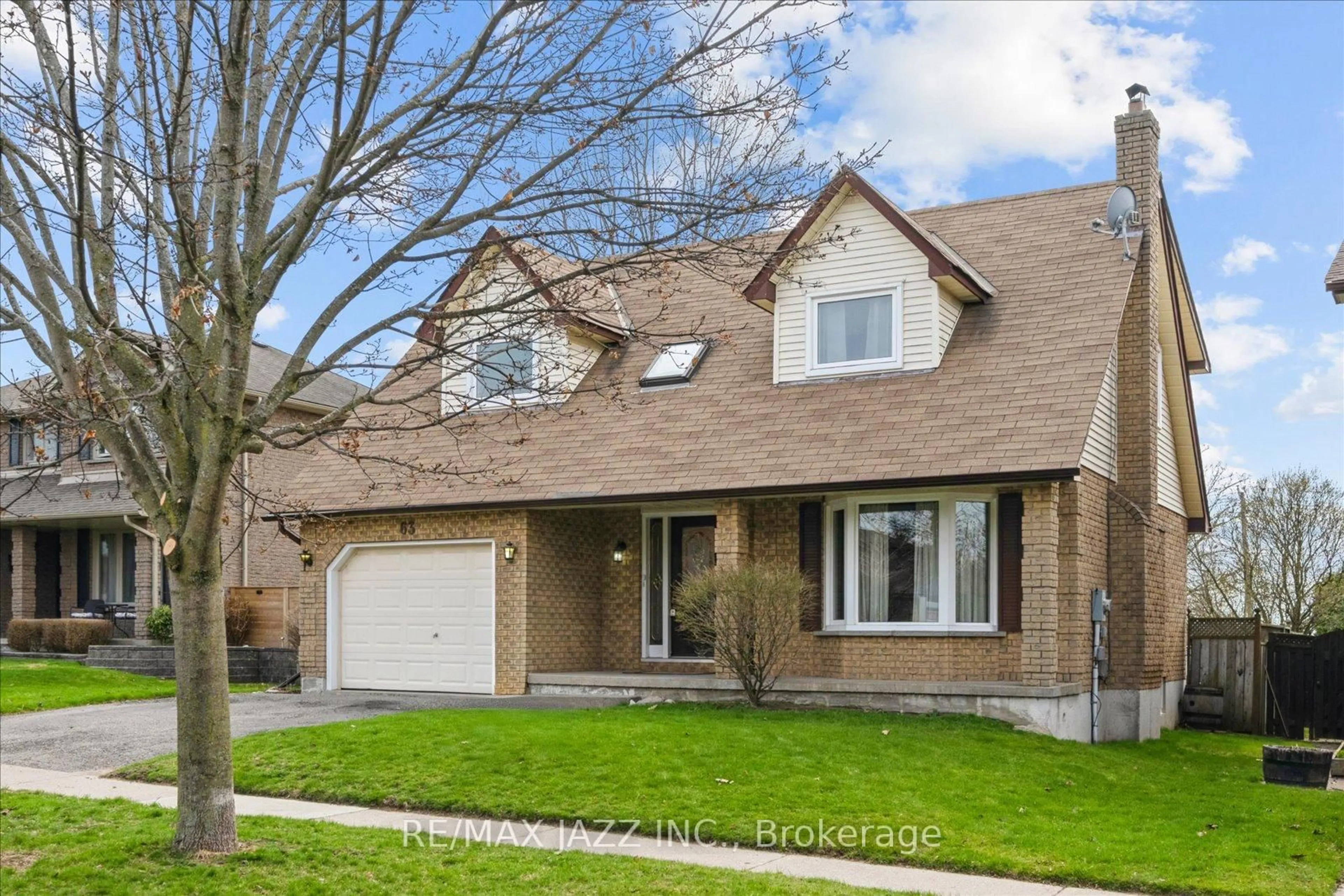 Home with brick exterior material, street for 63 Pinedale Cres, Clarington Ontario L1E 1C7