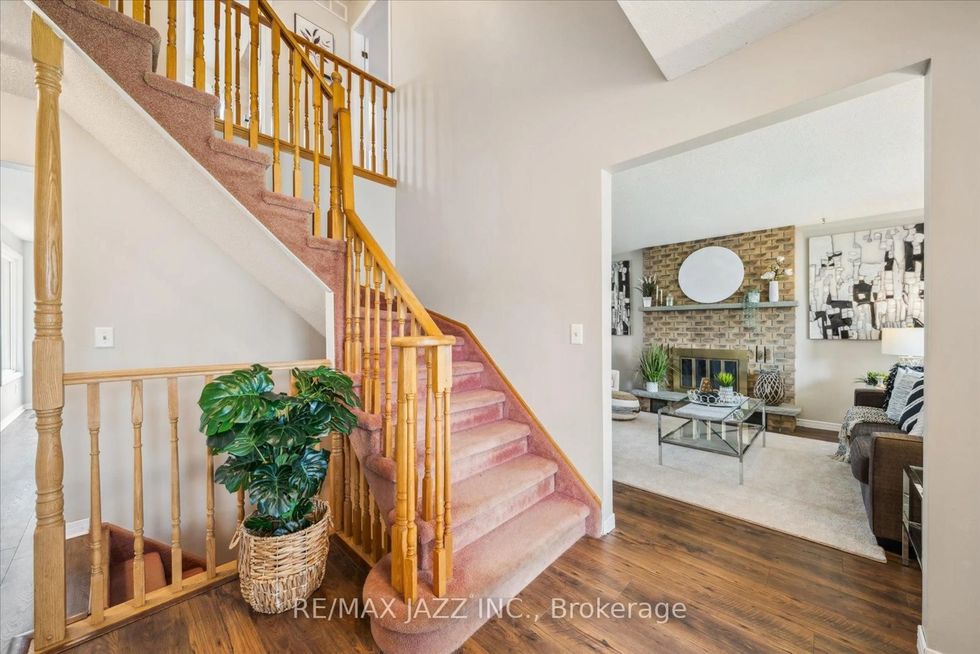 Unknown for 63 Pinedale Cres, Clarington Ontario L1E 1C7