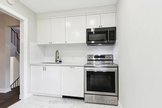 Additional property image - 15 Huntingwood Dr Unit 29