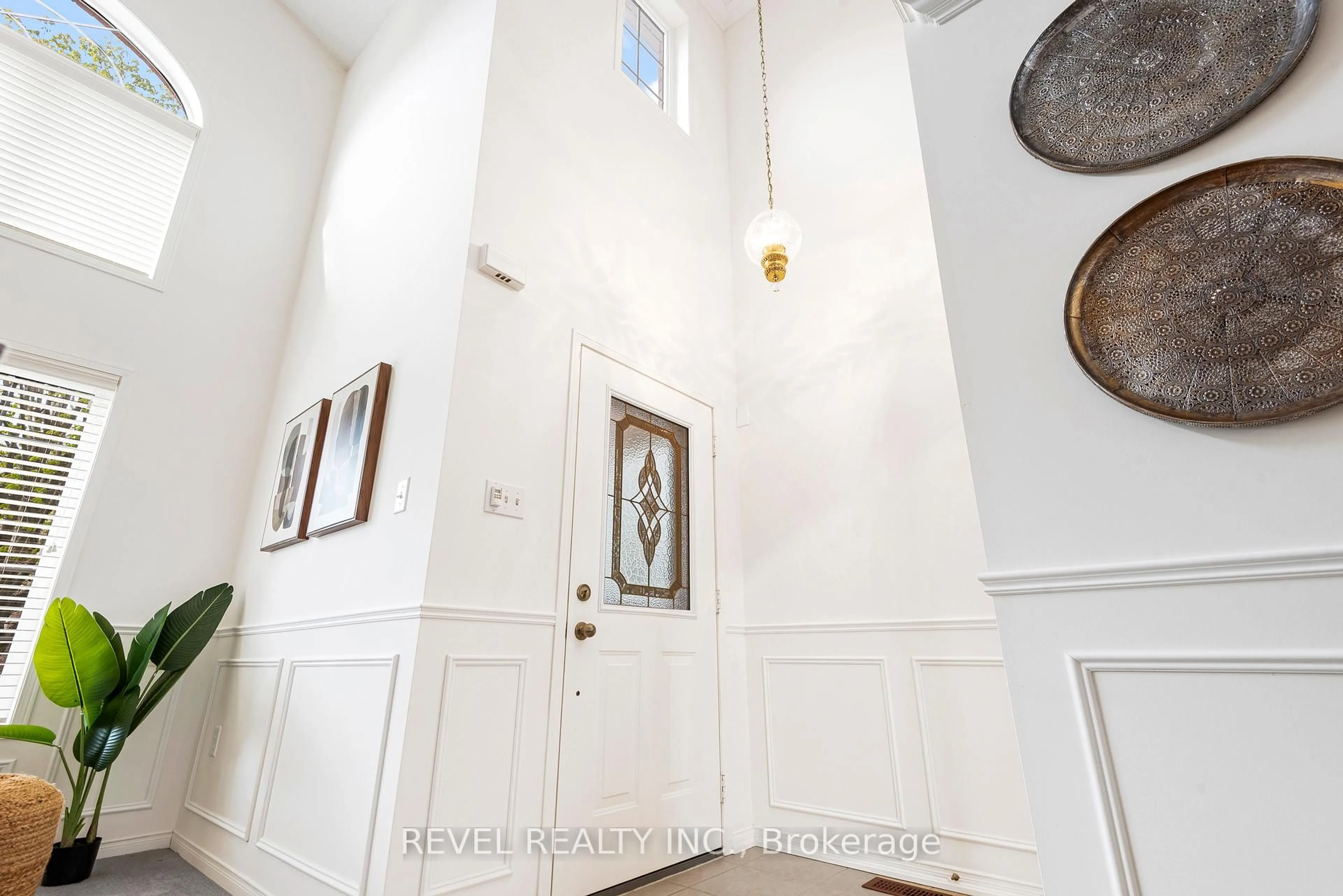 Indoor entryway for 49 Moynahan Cres, Ajax Ontario L1Z 1P1