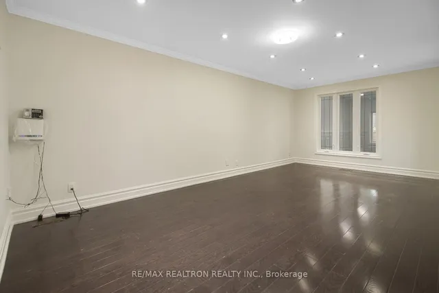 Additional property image - 42 Verne Cres