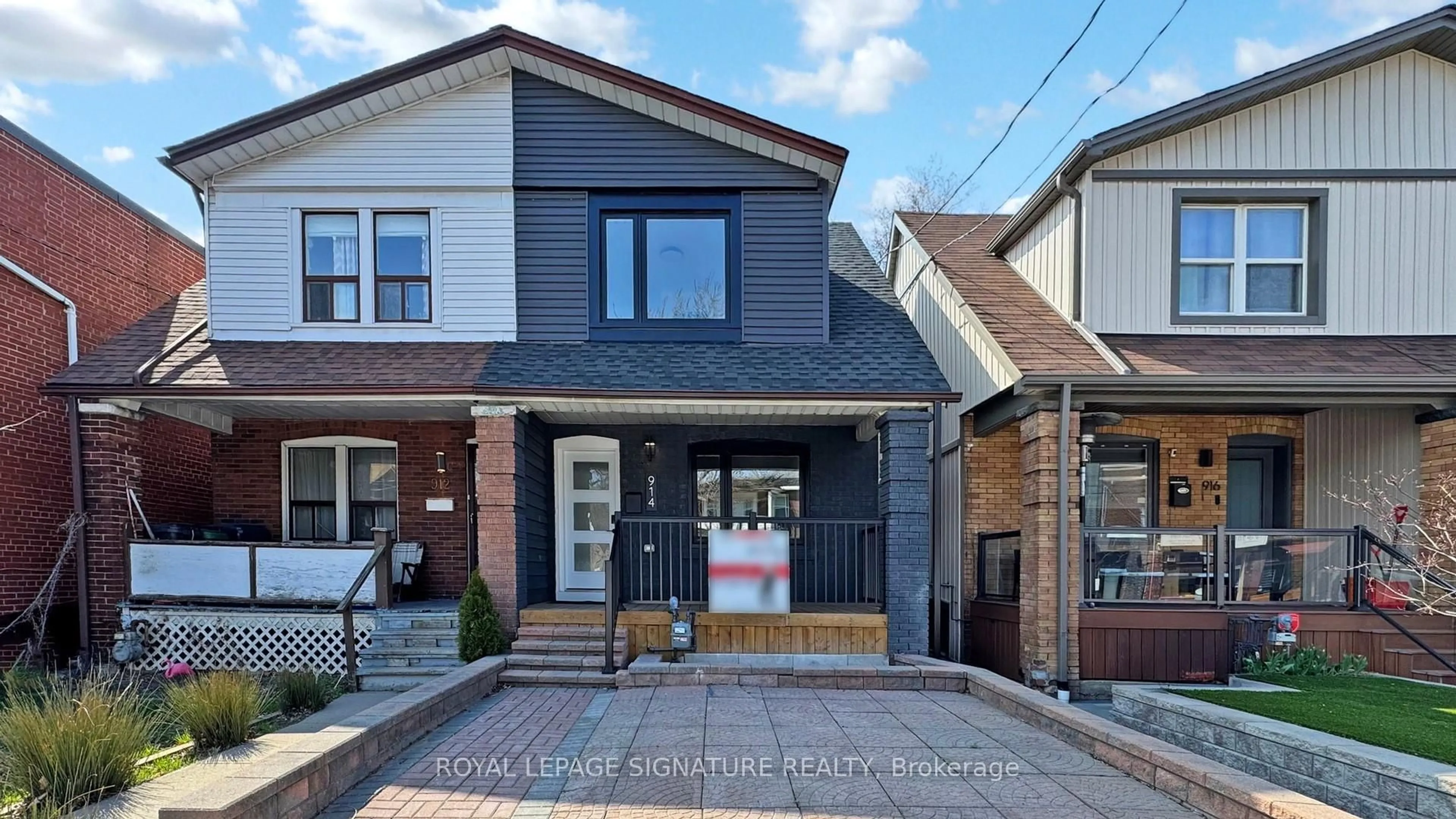 Home with brick exterior material, street for 914 Broadview Ave, Toronto Ontario M4K 2R1