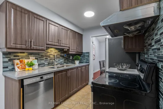 Additional property image - 71 Buckhurst Cres