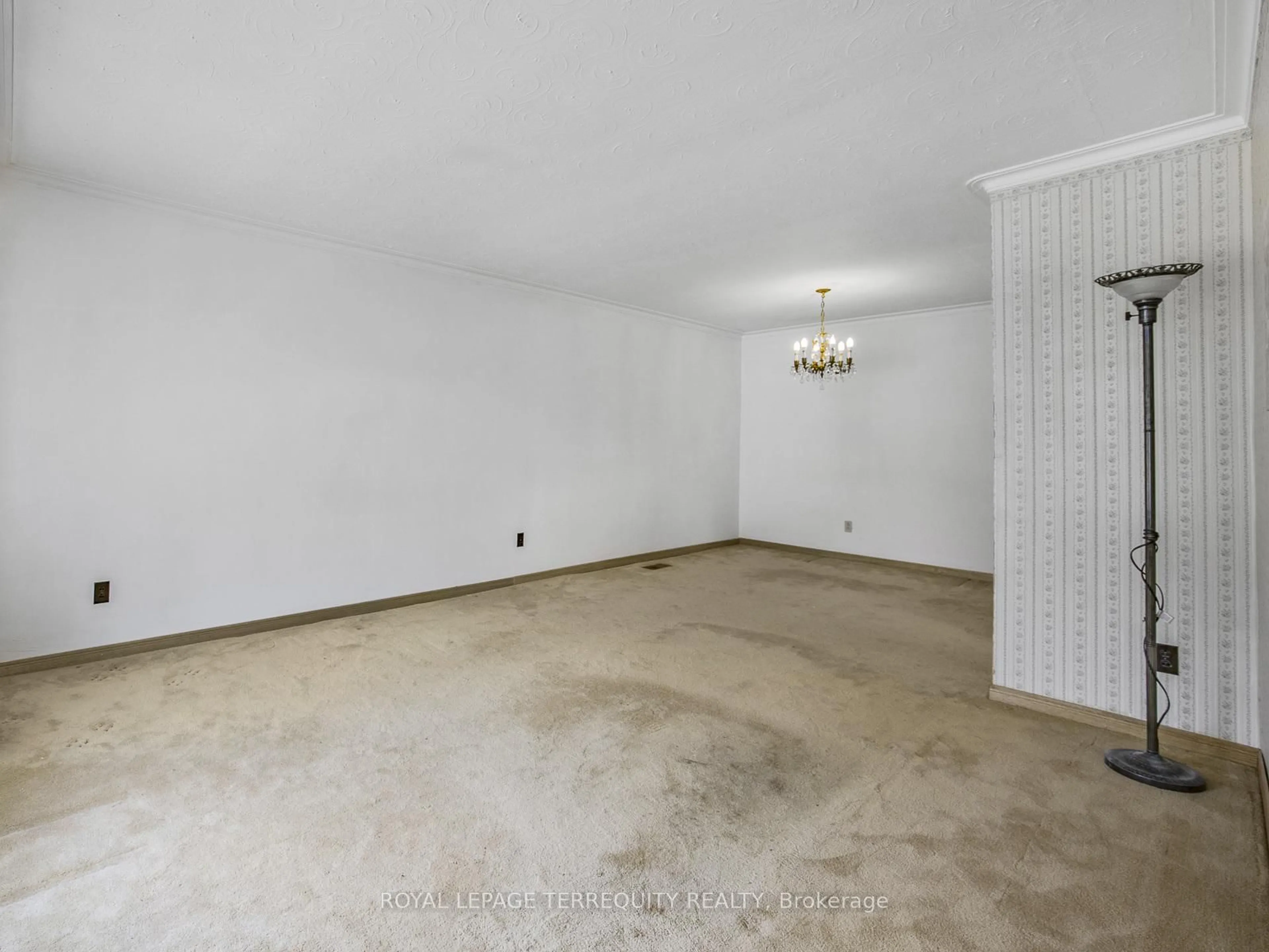 A pic of a room for 146 Benjamin Blvd, Toronto Ontario M1K 3P1