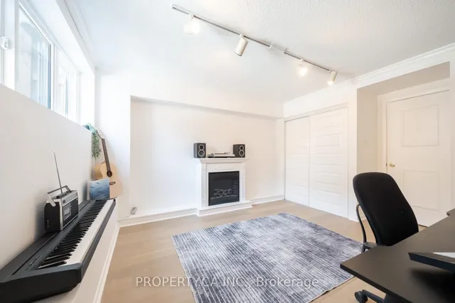 Additional property image - 1209 Queen St Unit 30