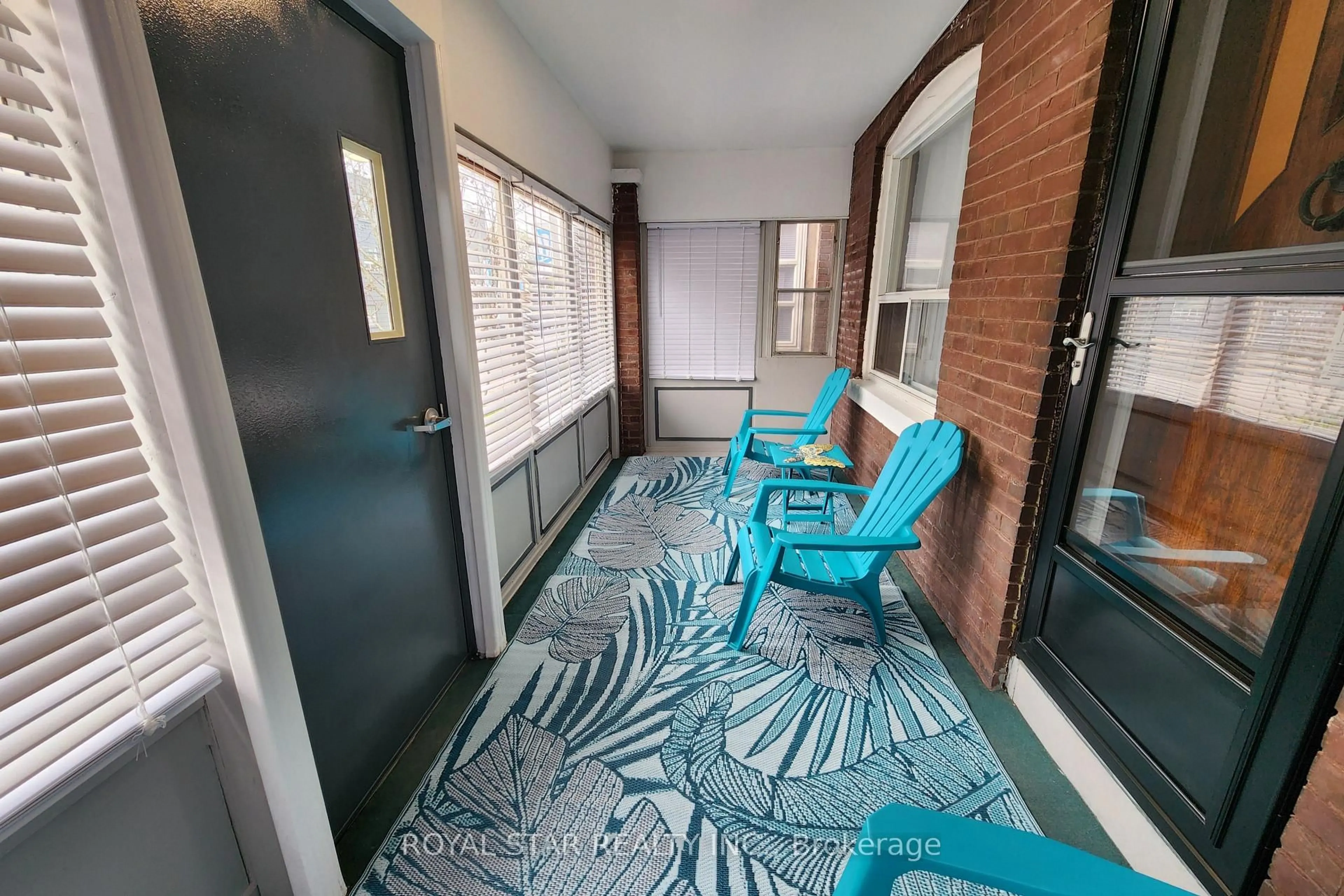 Indoor foyer for 82 Westlake Ave, Toronto Ontario M4C 4R1