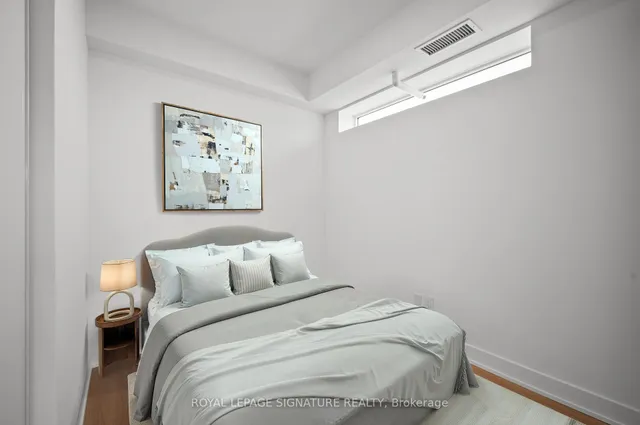 Additional property image - 1285 Queen St Unit 402
