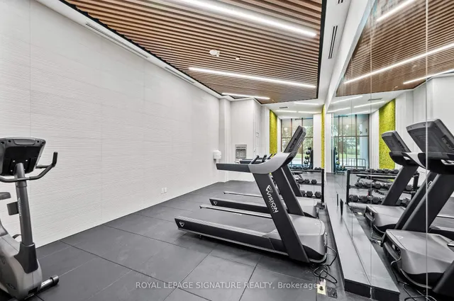 Additional property image - 1285 Queen St Unit 402