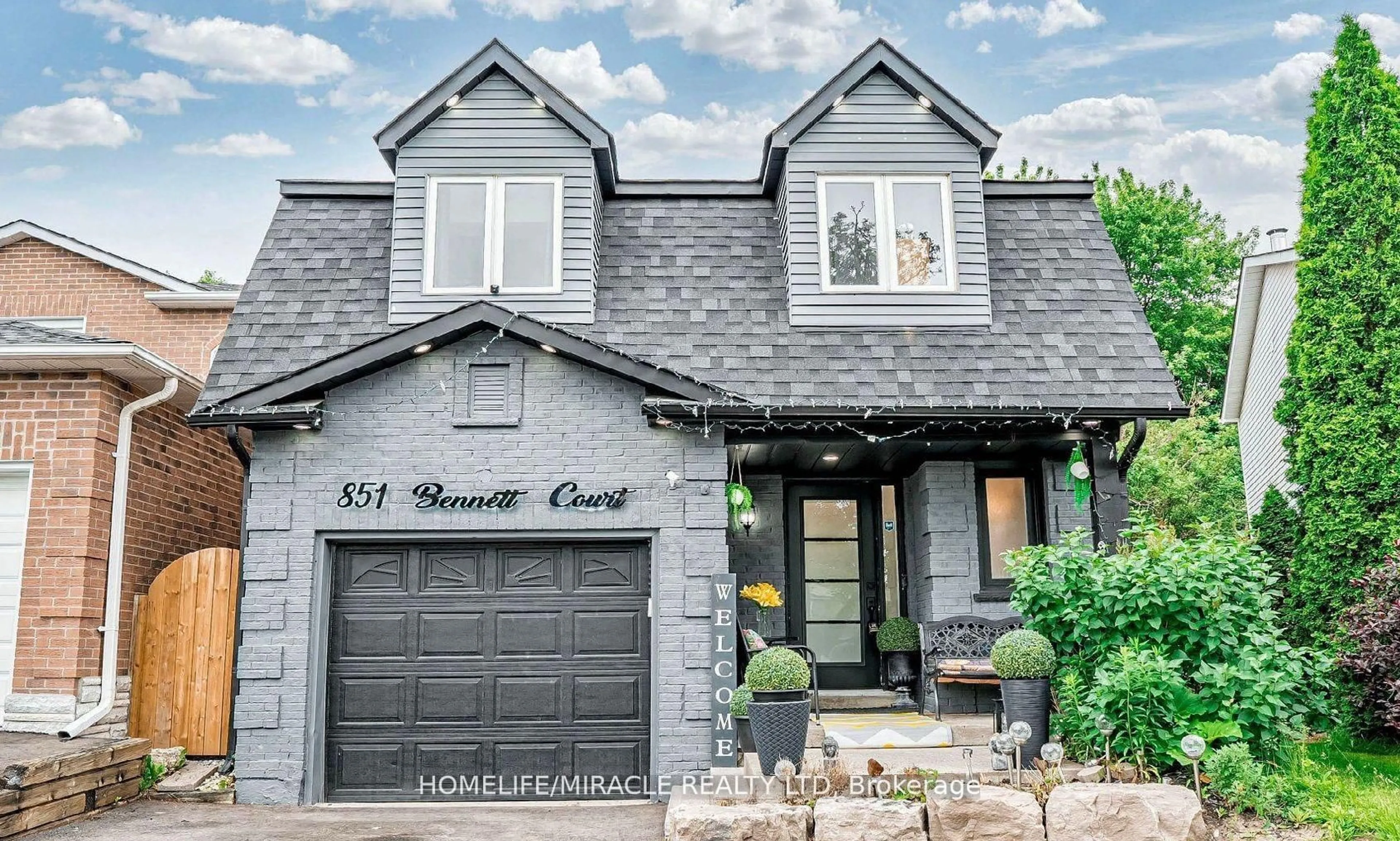 Home with brick exterior material, street for 851 Bennett Crt, Oshawa Ontario L1K 1V3