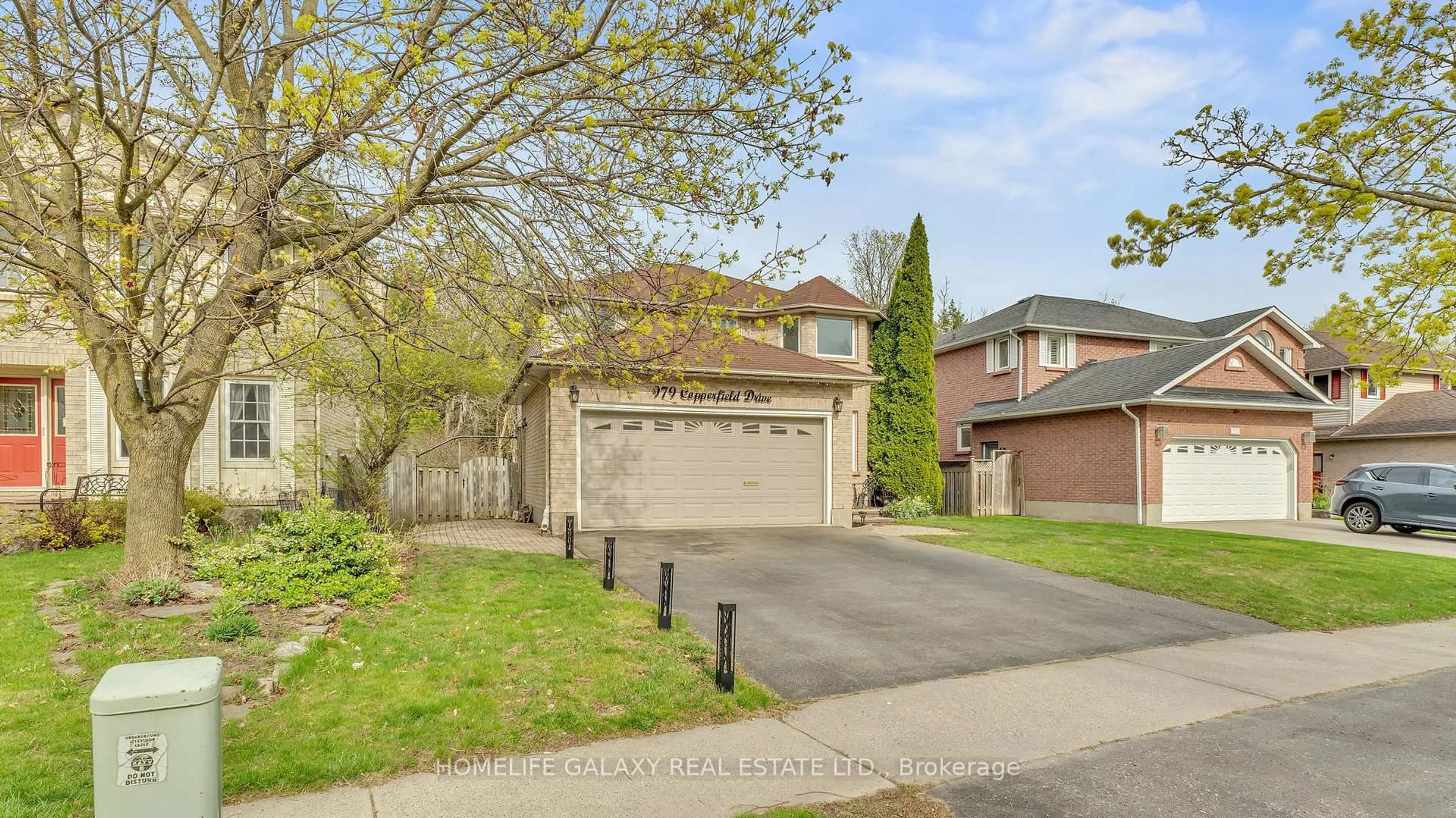 Unknown for 979 Copperfield Dr, Oshawa Ontario L1K 2E9