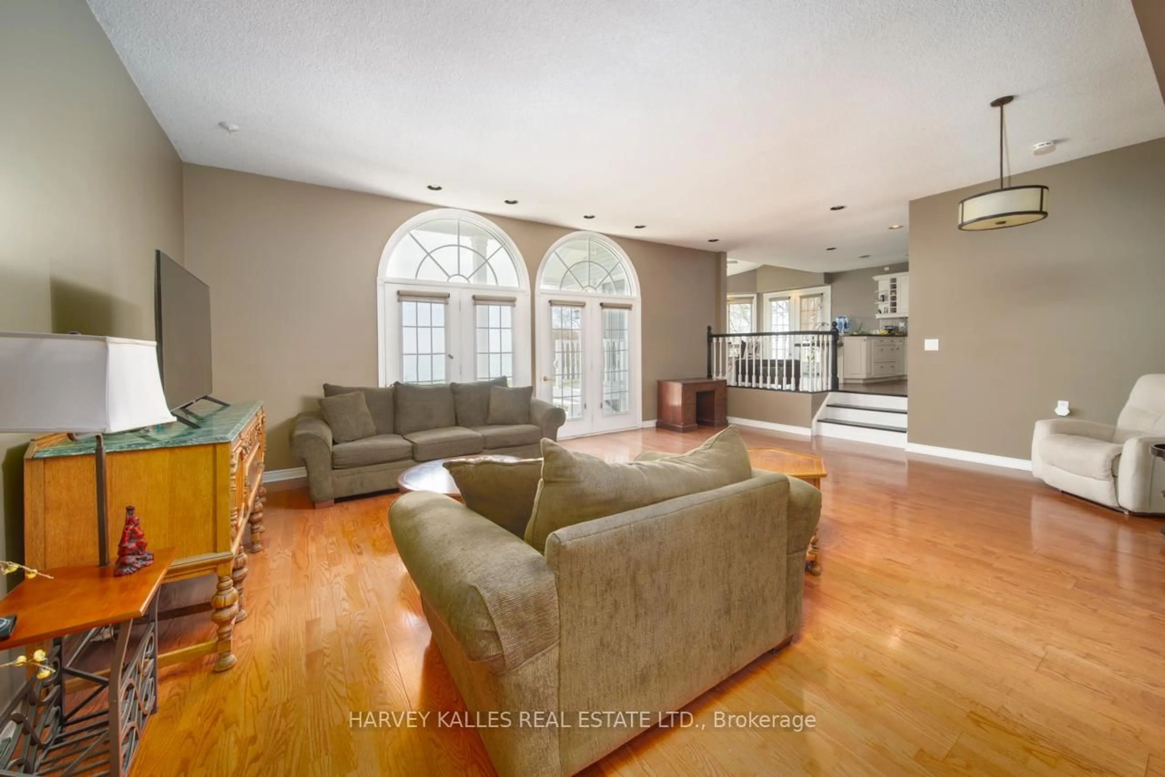 Living room with furniture, unknown for 477 Stone St, Oshawa Ontario L1J 1A4