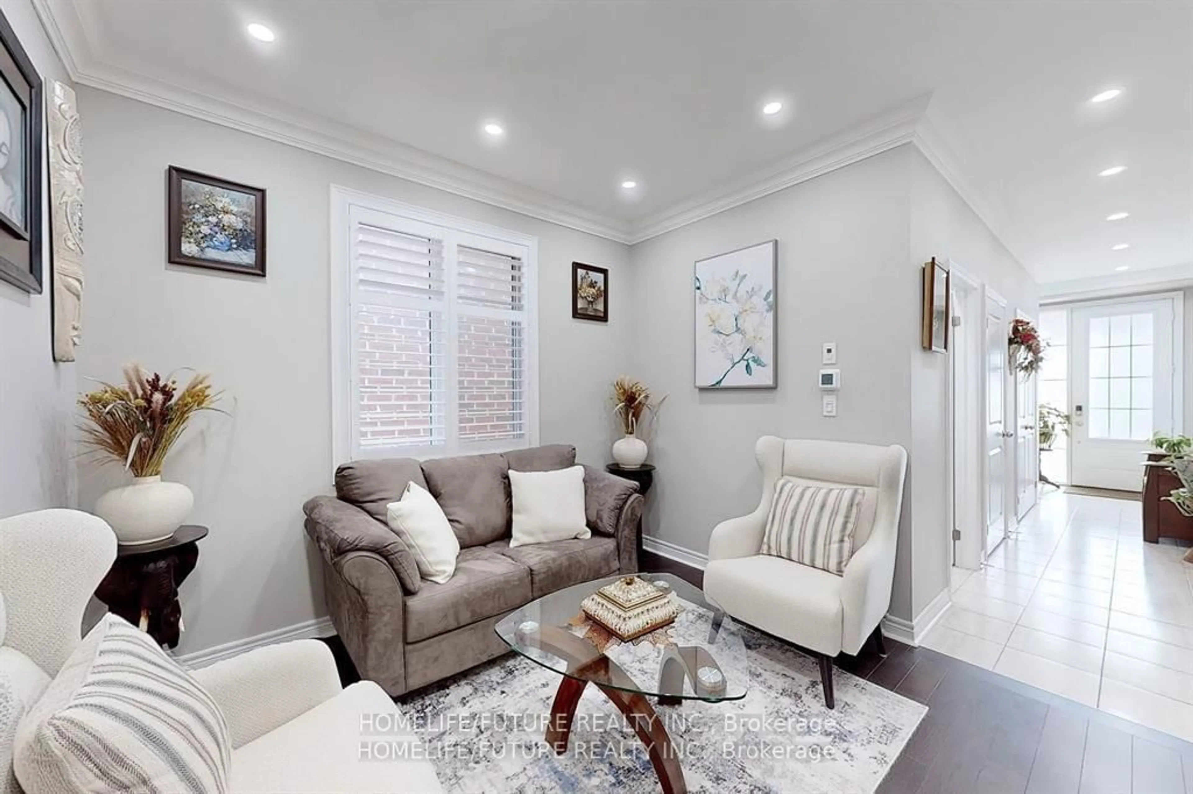 Living room with furniture, unknown for 1207 Cactus Cres, Pickering Ontario L1X 0G8