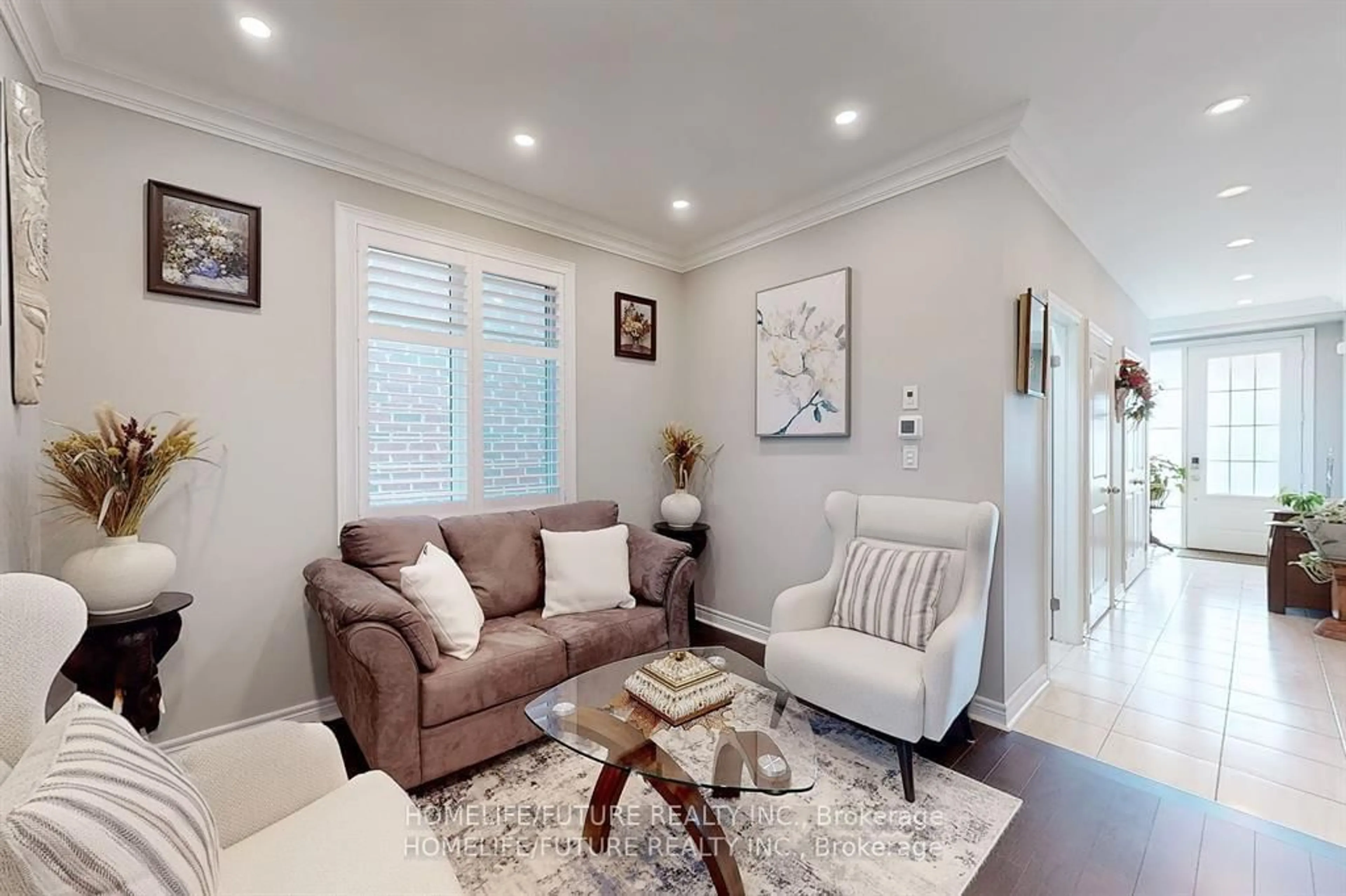 Living room with furniture, unknown for 1207 Cactus Cres, Pickering Ontario L1X 0G8