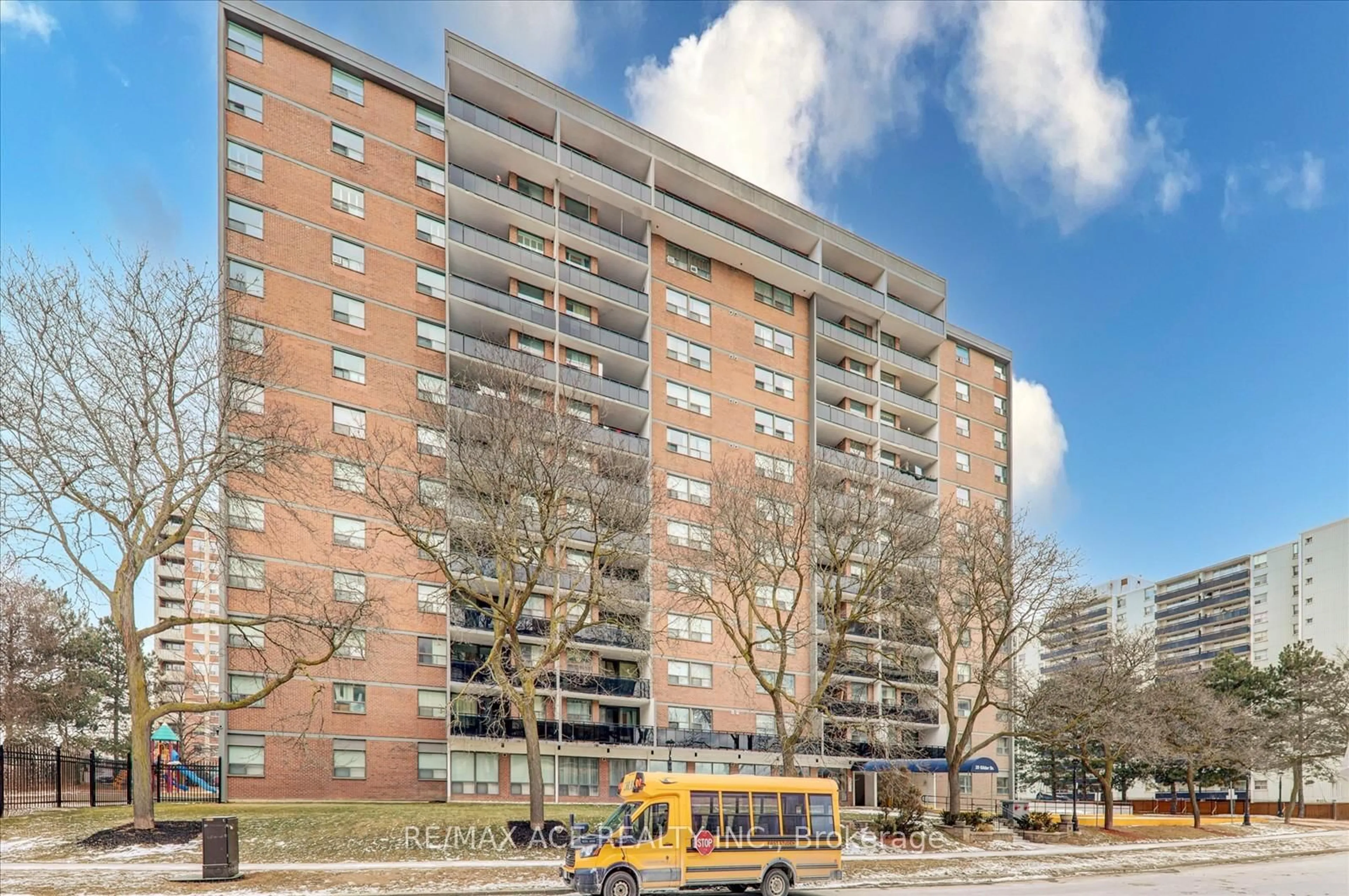 Unknown for 20 Gilder Dr #805, Toronto Ontario M1K 5E1