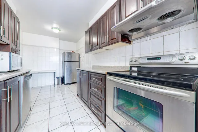 Additional property image - 20 Gilder Dr Unit 805