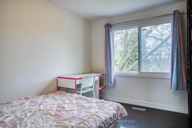 Additional property image - 129 Huntingdale Blvd